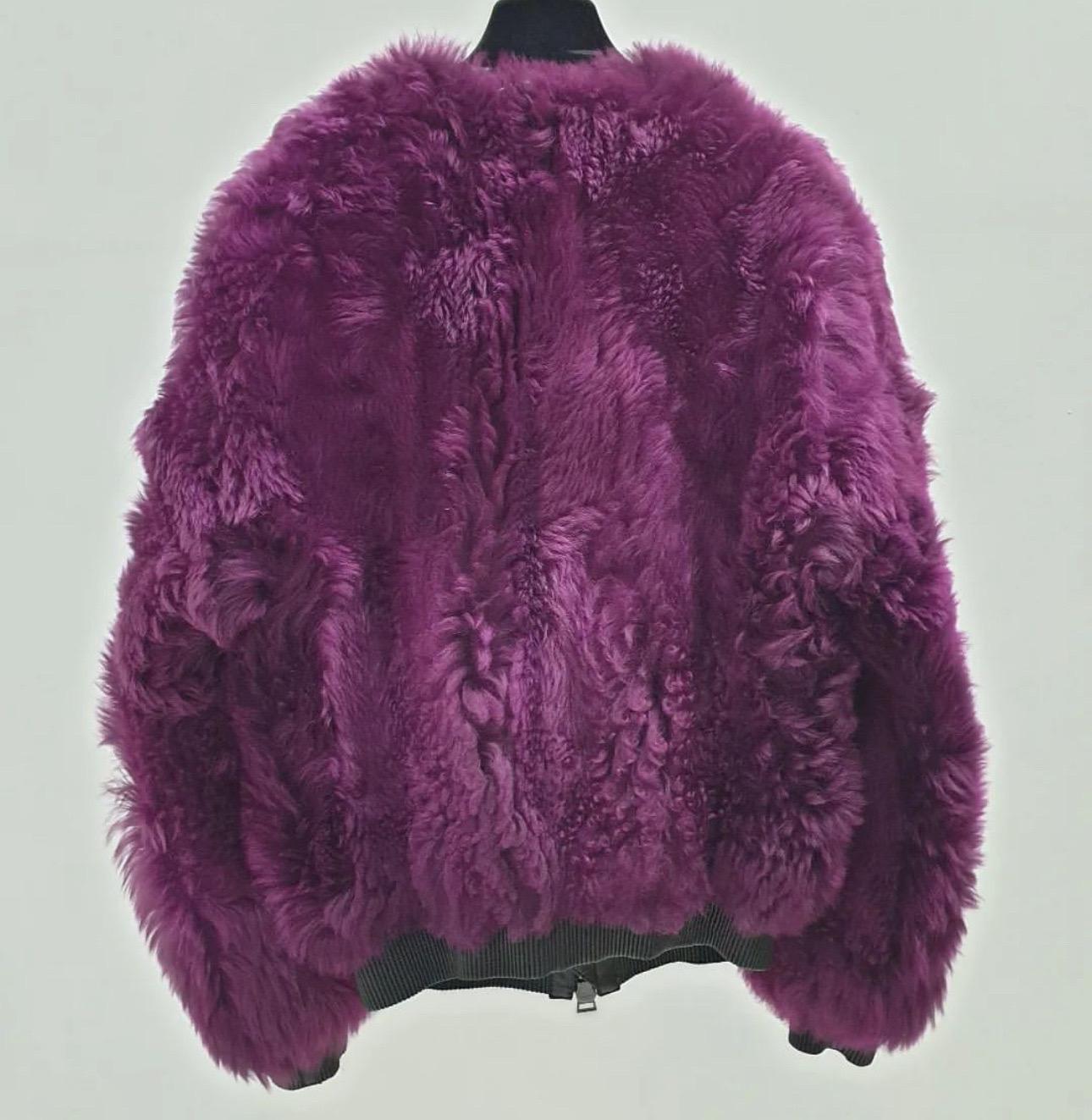 TOM FORD Lamb Fur Chubby Bomber Jacket In Good Condition For Sale In Krakow, PL