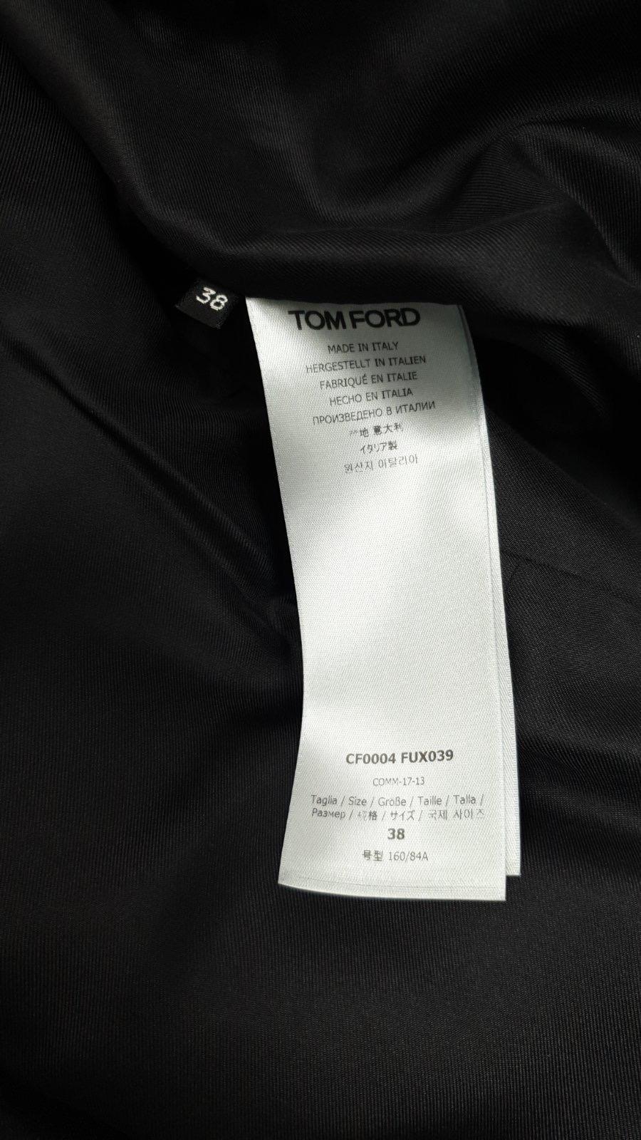 Tom Ford Giacca Bomber in pelliccia di agnello Sz.38 in vendita 4