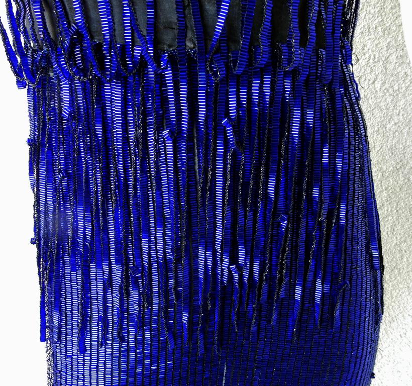 Noir Tom Ford, édition limitée  Robe de soirée en perles bleu foncé d'inspiration Art déco en vente
