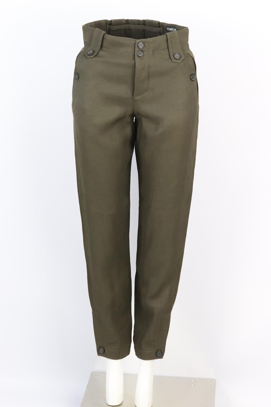Tom Ford linen blend tapered pants. Green. Button fastening at front. 70% Acetate, 30% linen; lining: 100% cupro. Size: IT 36 (UK 4, US 0, FR 32). Waist: 28.4 in. Hips: 41 in. Length: 38.75 in. Inseam: 30 in. Rise: 10.5 in. Very good condition - No