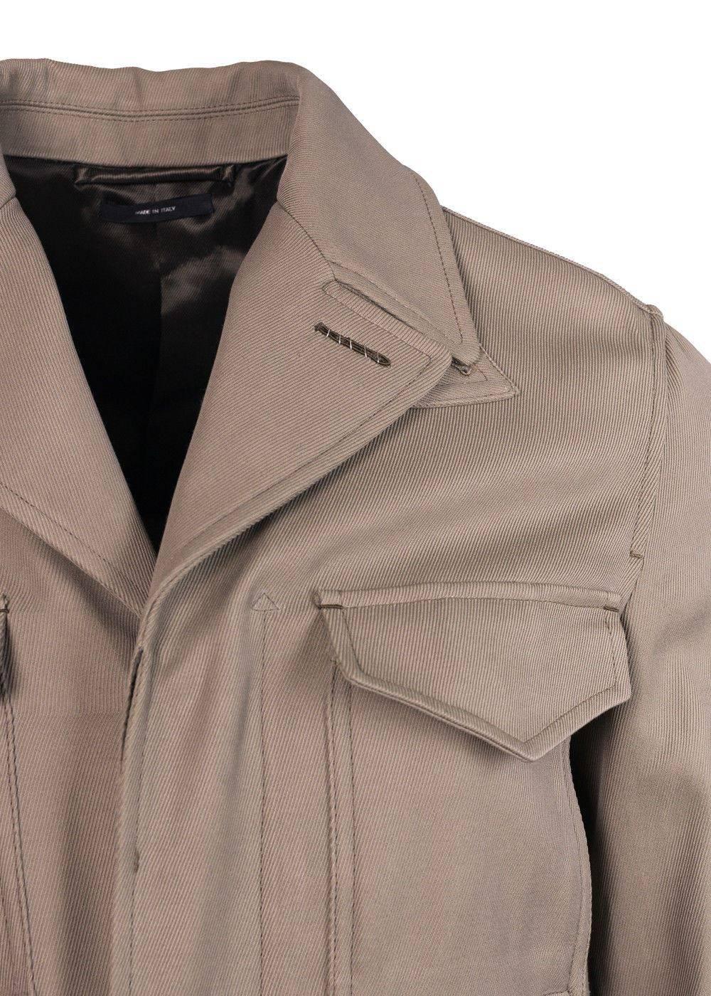 Brand New Tom Ford Twill Safari Jacket
Original Tags
Retails in Stores & Online for $2250
Men's Size EUR 48 / US 38 Fits True to Size

Embrace nature with a touch of class in your Tom Ford Safari Jacket. This thick twill jacket features four deep