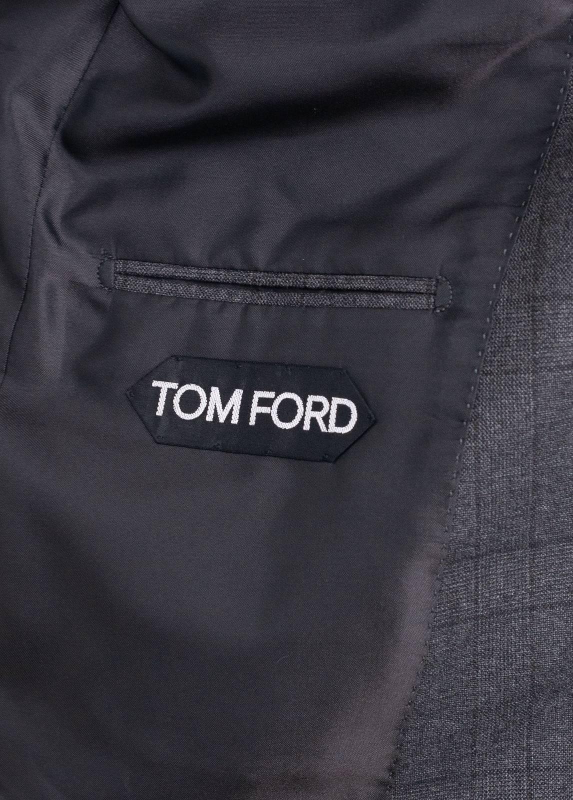 tom ford peak lapel