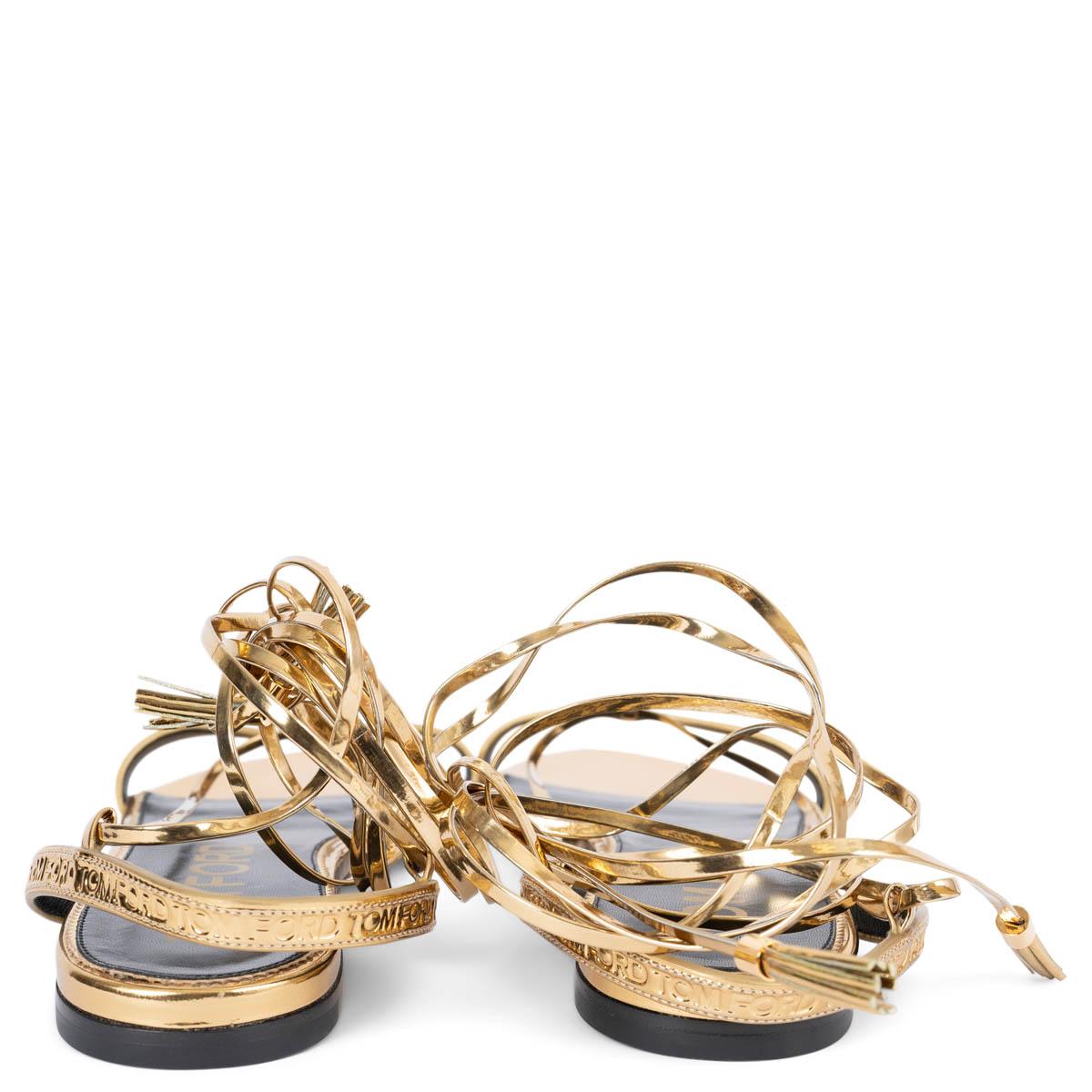 TOM FORD metallic gold leather TASSELED LACE UP Flat Sandals Shoes 40 In New Condition For Sale In Zürich, CH