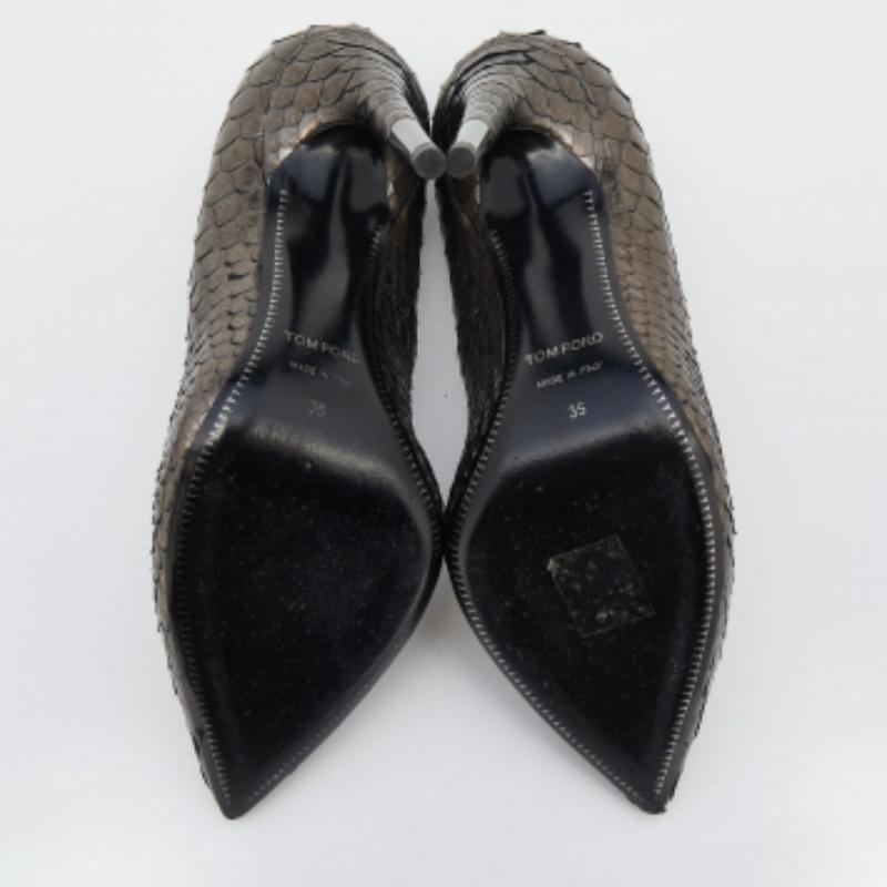 Tom Ford Metallic Grey Python Leather Pointed Toe Pumps Size 35 For Sale 3