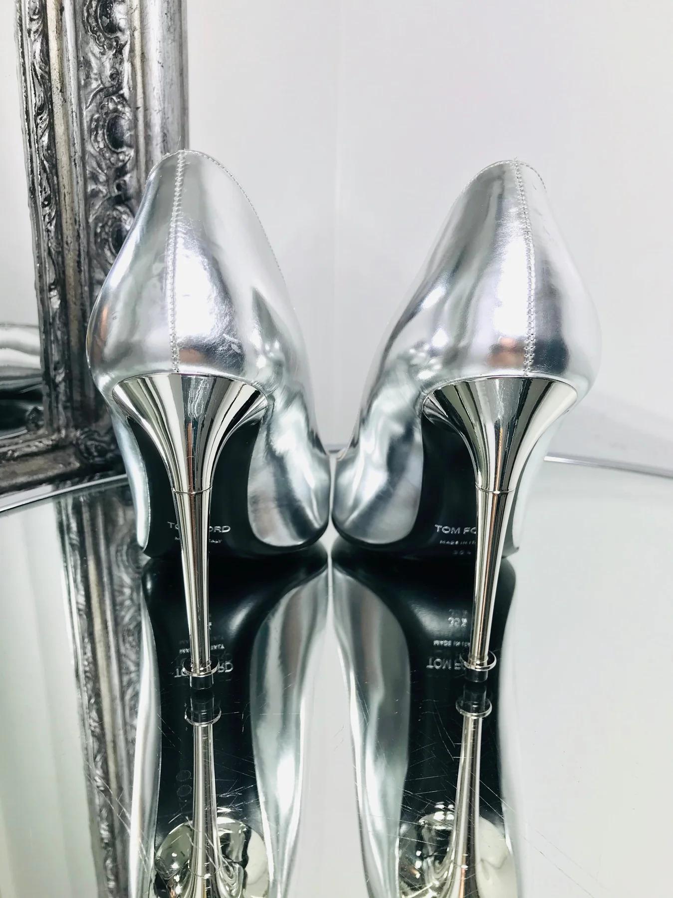 Gray Tom Ford Metallic Leather Pumps For Sale