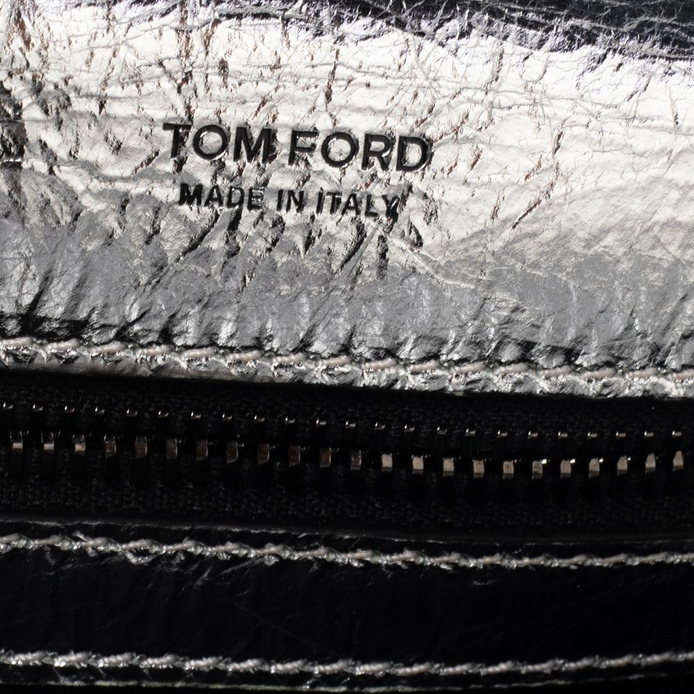 Tom Ford Metallic Silver Crackled Leather Natalia Shoulder Bag In Good Condition In Dubai, Al Qouz 2