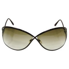 Gafas de sol redondas extragrandes «Miranda» de Tom Ford, con montura metálica verde degradada