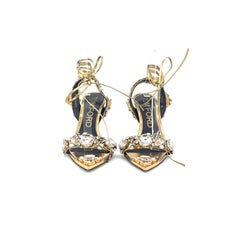 Sandalias de tacón alto con tiras al tobillo y adornos de cristales metalizados de Tom Ford Mirror 100, talla 40