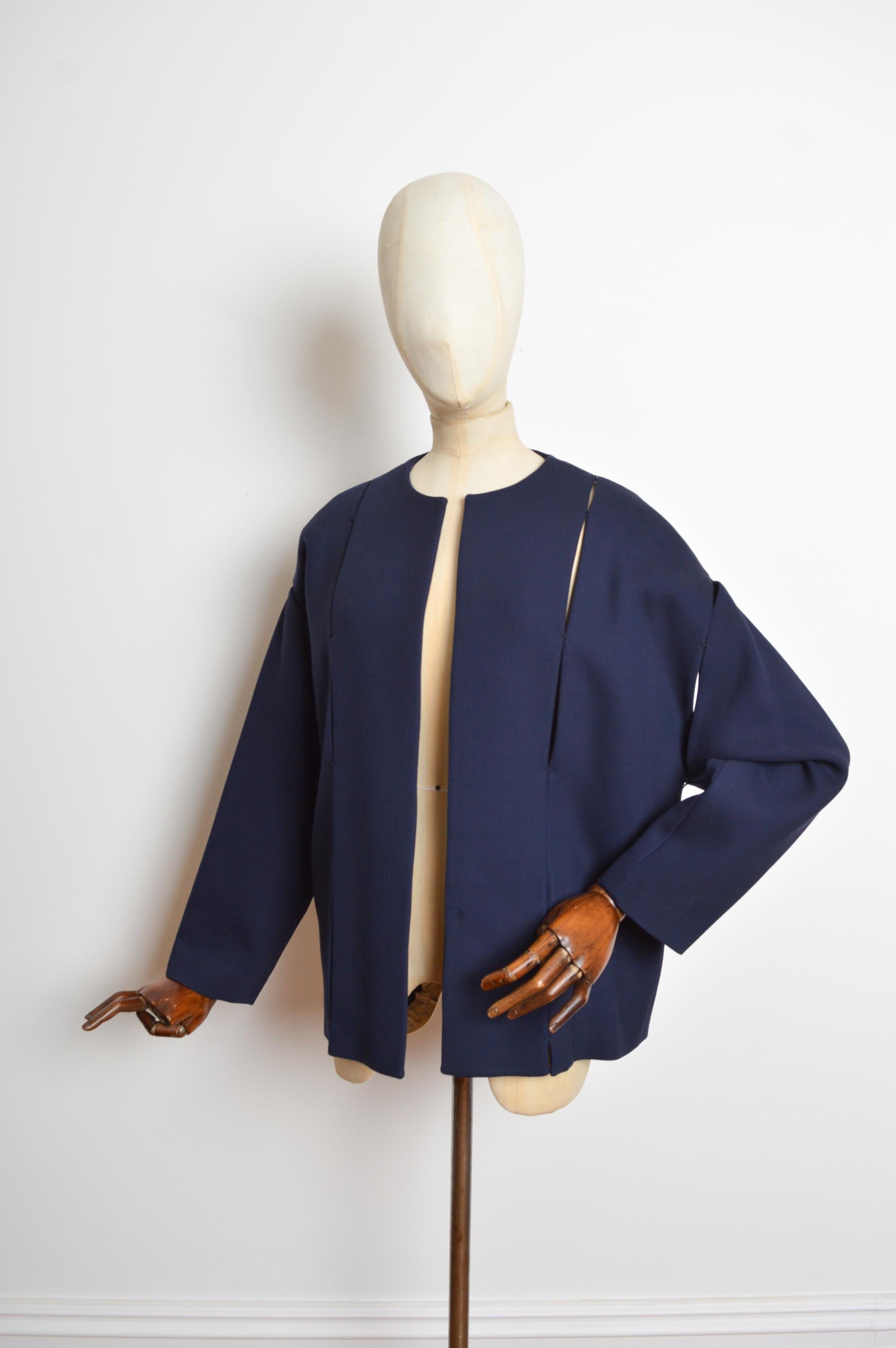 TOM FORD Navy Midnight blue Structured Collarless Cocoon Jacket In Good Condition For Sale In Sheffield, GB