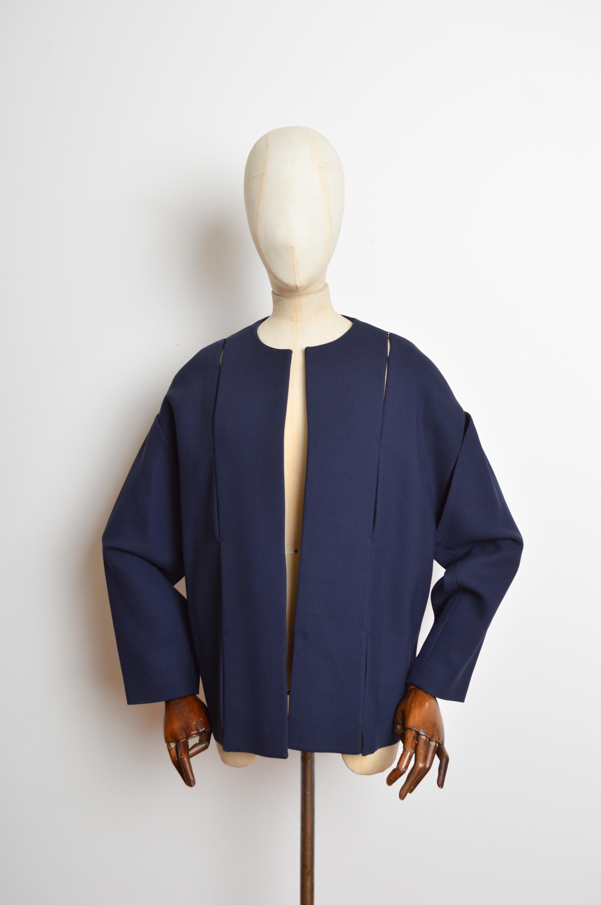 Women's TOM FORD Navy Midnight blue Structured Collarless Cocoon Jacket For Sale