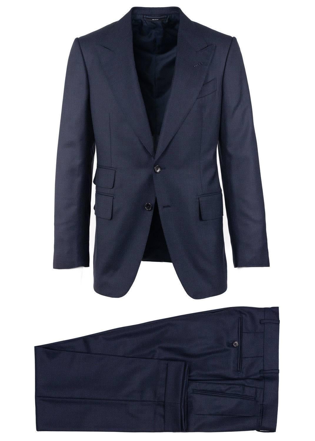  Tom Ford Navy Wool Blend Irregular Canvas Shelton Two Pc Suit In Excellent Condition For Sale In Brooklyn, NY