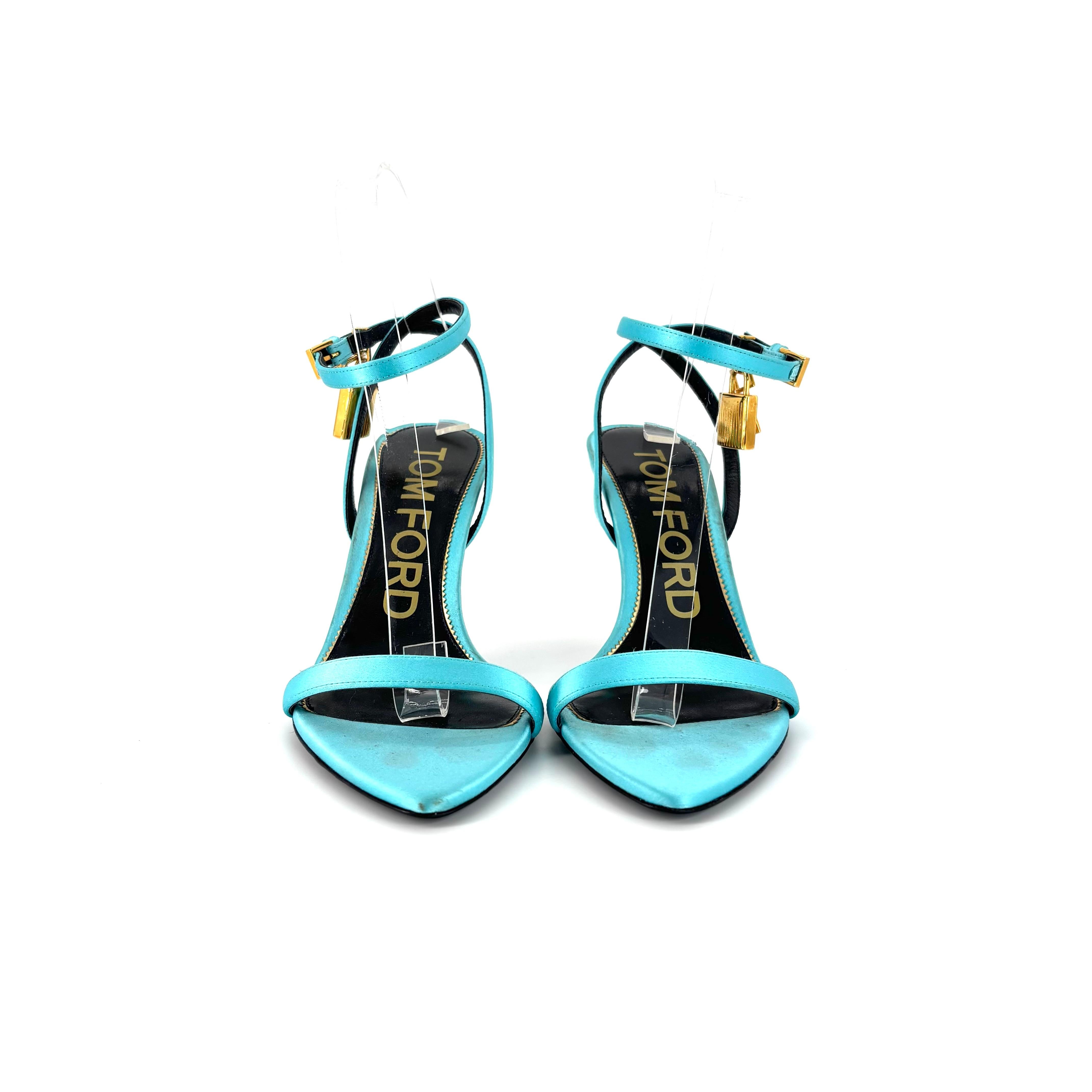 De las mujeres Tom Ford Sandalias de tacón con puntera afilada en Aqua con candado y llave 38 en venta
