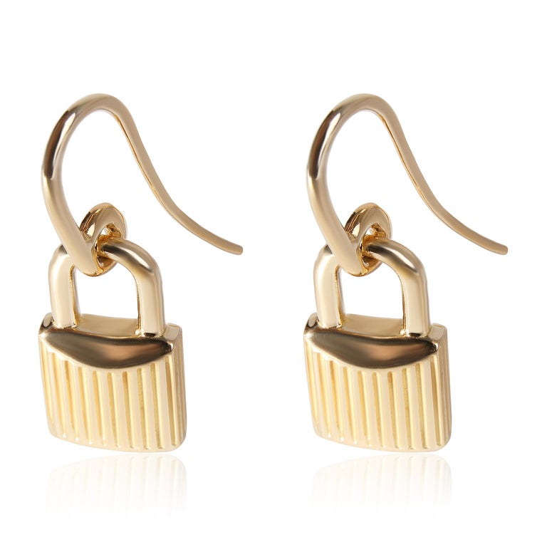 Tom Ford Padlock Earrings in 18k Yellow Gold In Excellent Condition For Sale In New York, NY