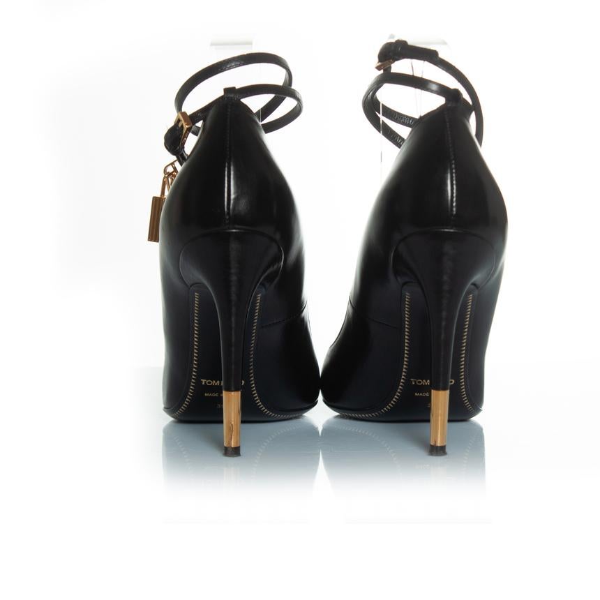 Tom Ford, Padlock leather pumps in black For Sale 1