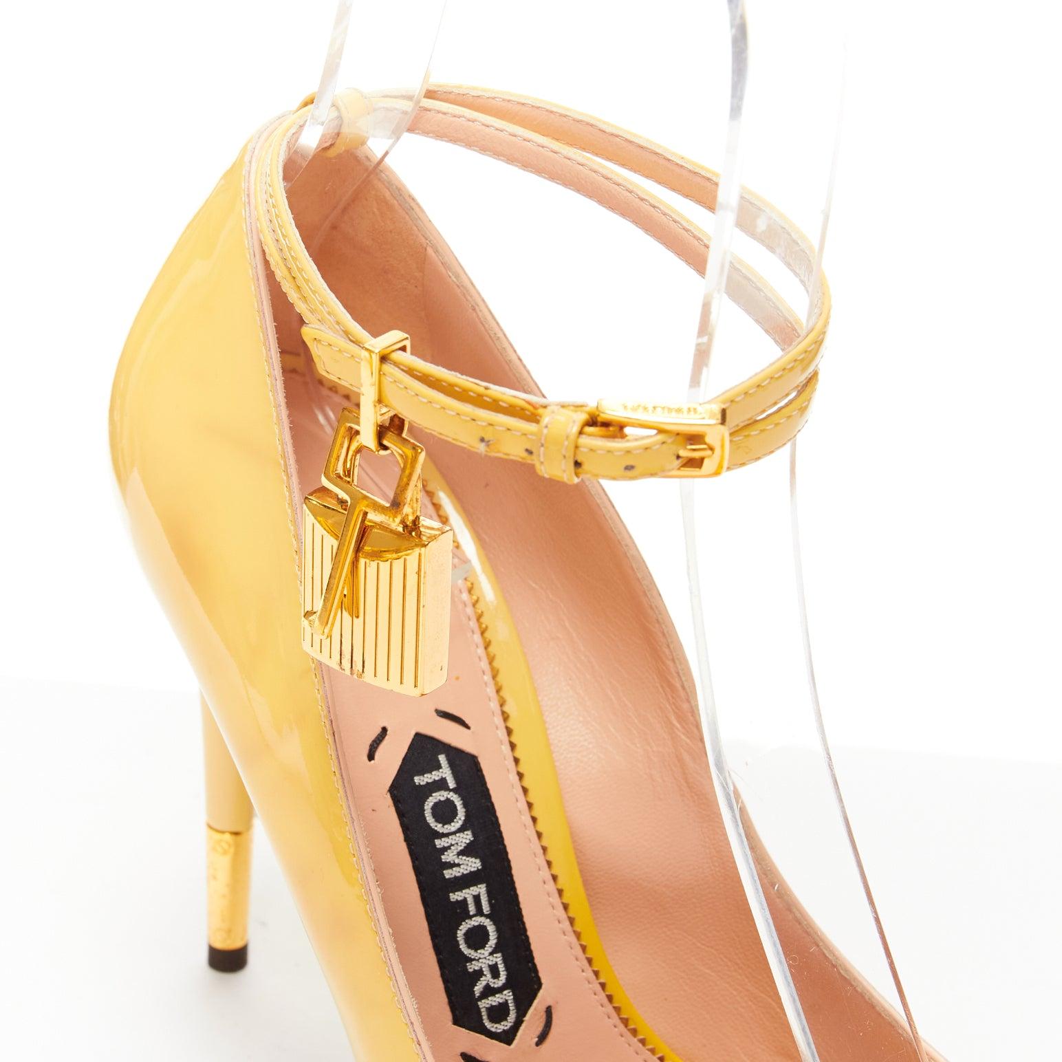 TOM FORD Padlock yellow patent leather gold key lock charm strappy sandals EU37 For Sale 4