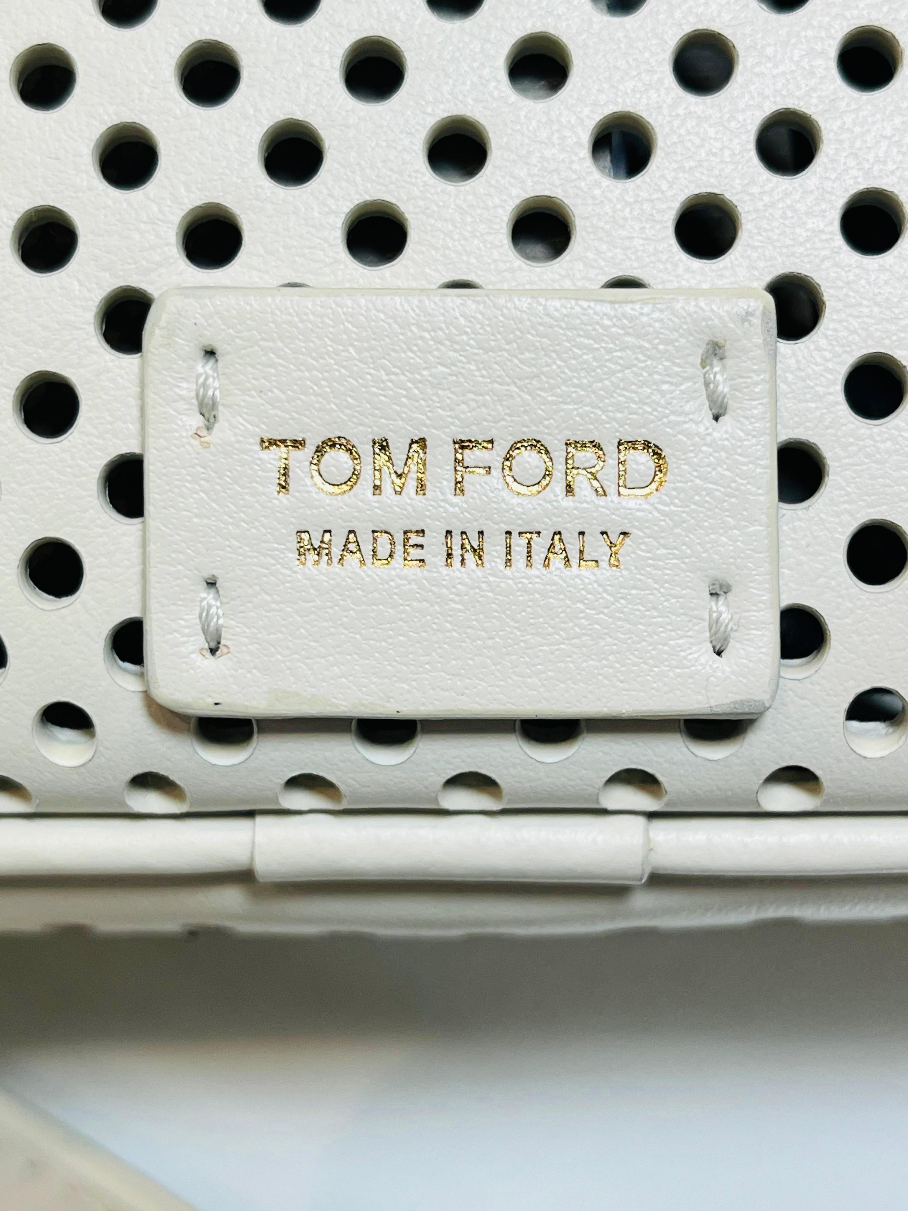 Tom Ford - Sac à caméra en cuir perforé T Twist en vente 4