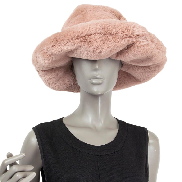 TOM FORD pink 2019 WIDE BRIM FAUX FUR Hat One Size For Sale 5