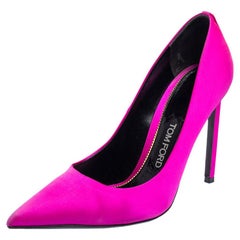 Tom Ford Pink Satin Pointed Toe Pumps Size 38.5