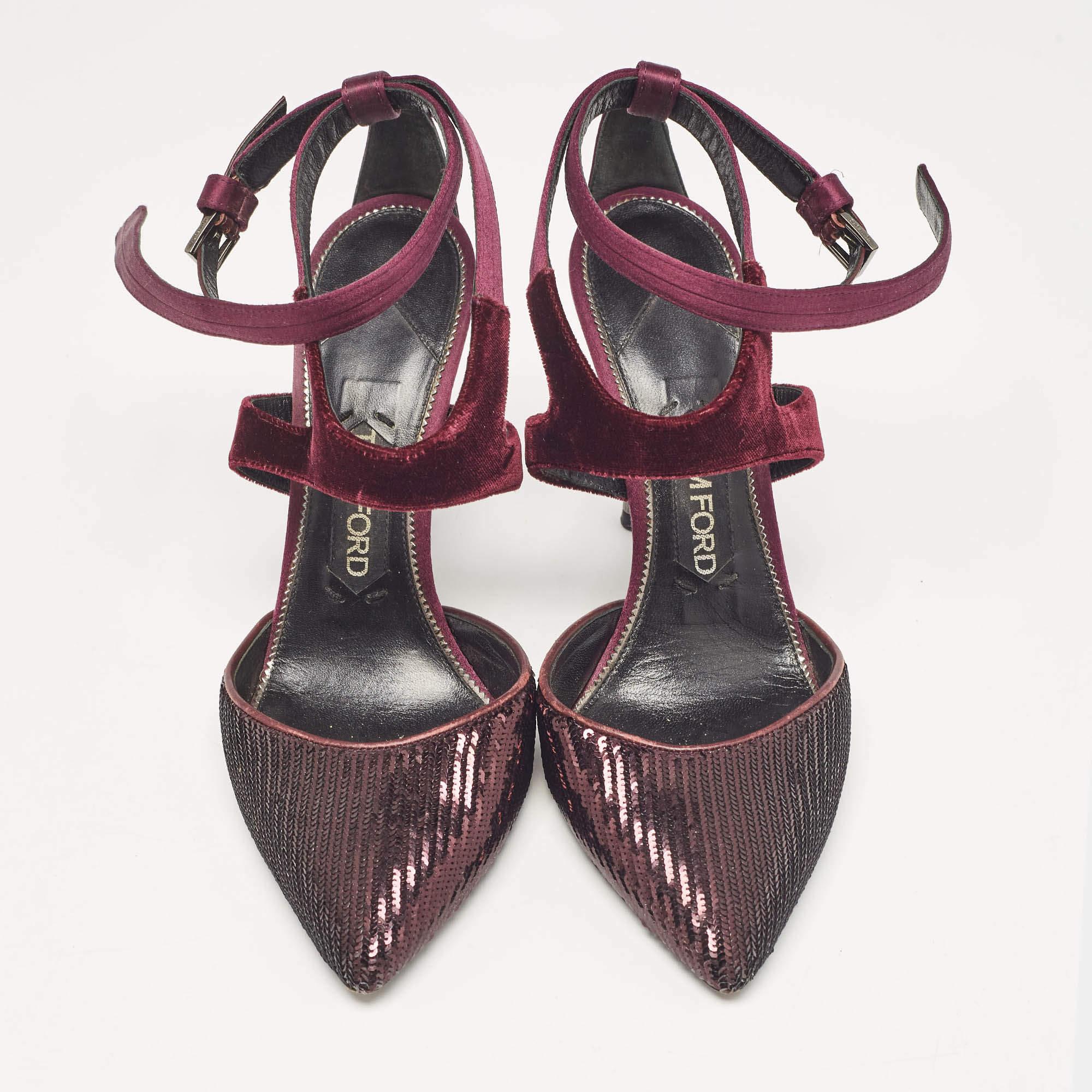 Noir Tom Ford Purple Satin and Sequins Ankle Strap Pumps Size 38 en vente