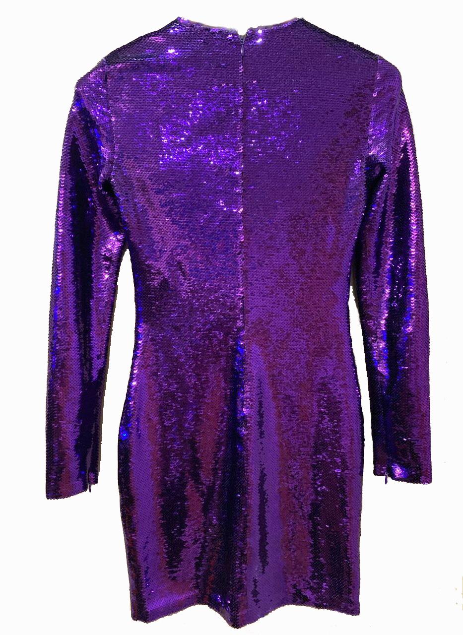 OM FORD


Lila Minikleid mit Pailletten

Rundhalsausschnitt 

Lange Ärmel

Reißverschluss hinten


Größe 38 oder US 2


Aus Vorbesitz. Ausgezeichneter Zustand!

 100%ige Echtheitsgarantie 

       BITTE BESUCHEN SIE UNSEREN SHOP FÜR WEITERE TOLLE