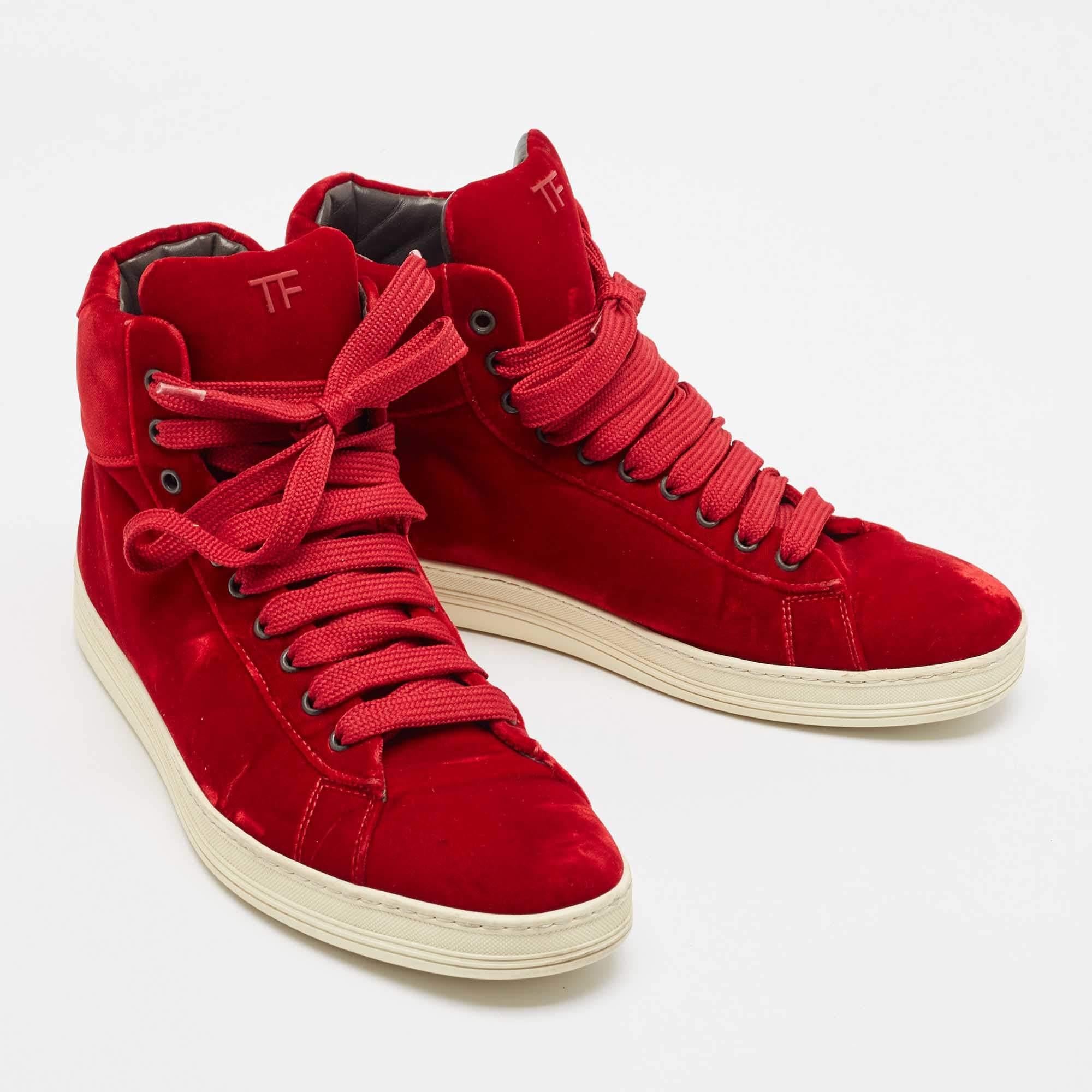 Uomo Tom Ford Velluto Rosso Russell - Scarpe da ginnastica alte Taglia 44 in vendita