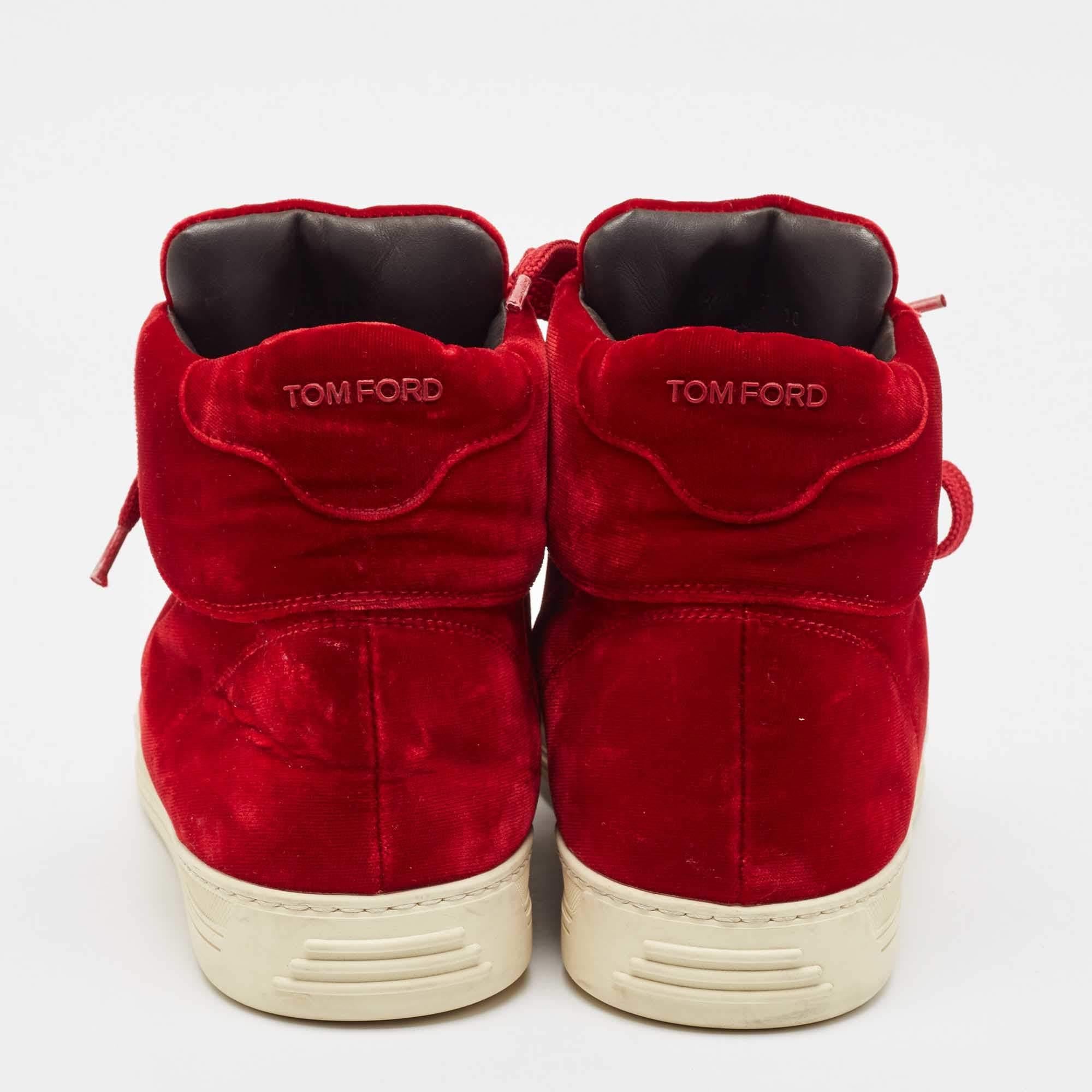 Tom Ford Velluto Rosso Russell - Scarpe da ginnastica alte Taglia 44 in vendita 1