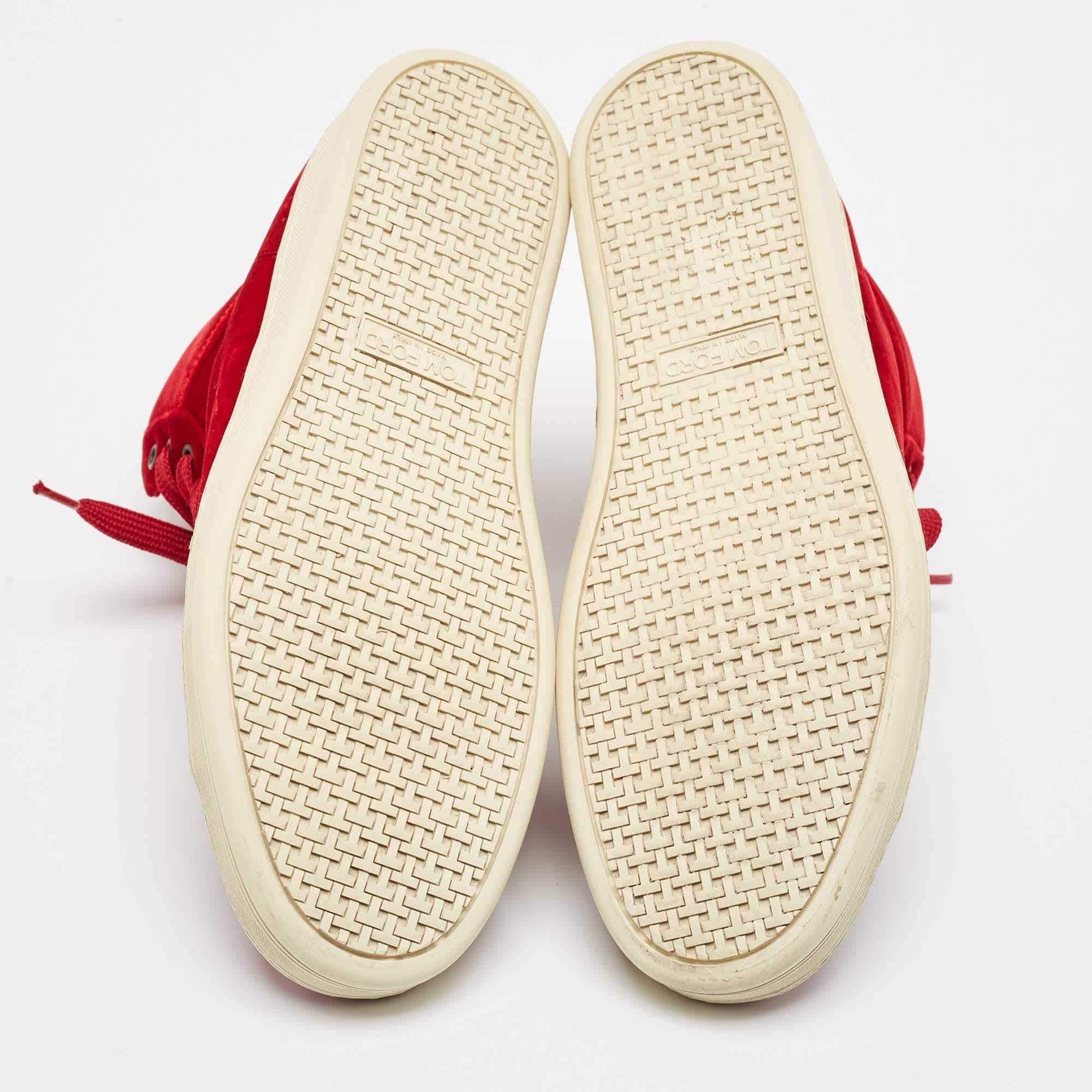 Tom Ford Velluto Rosso Russell - Scarpe da ginnastica alte Taglia 44 in vendita 2