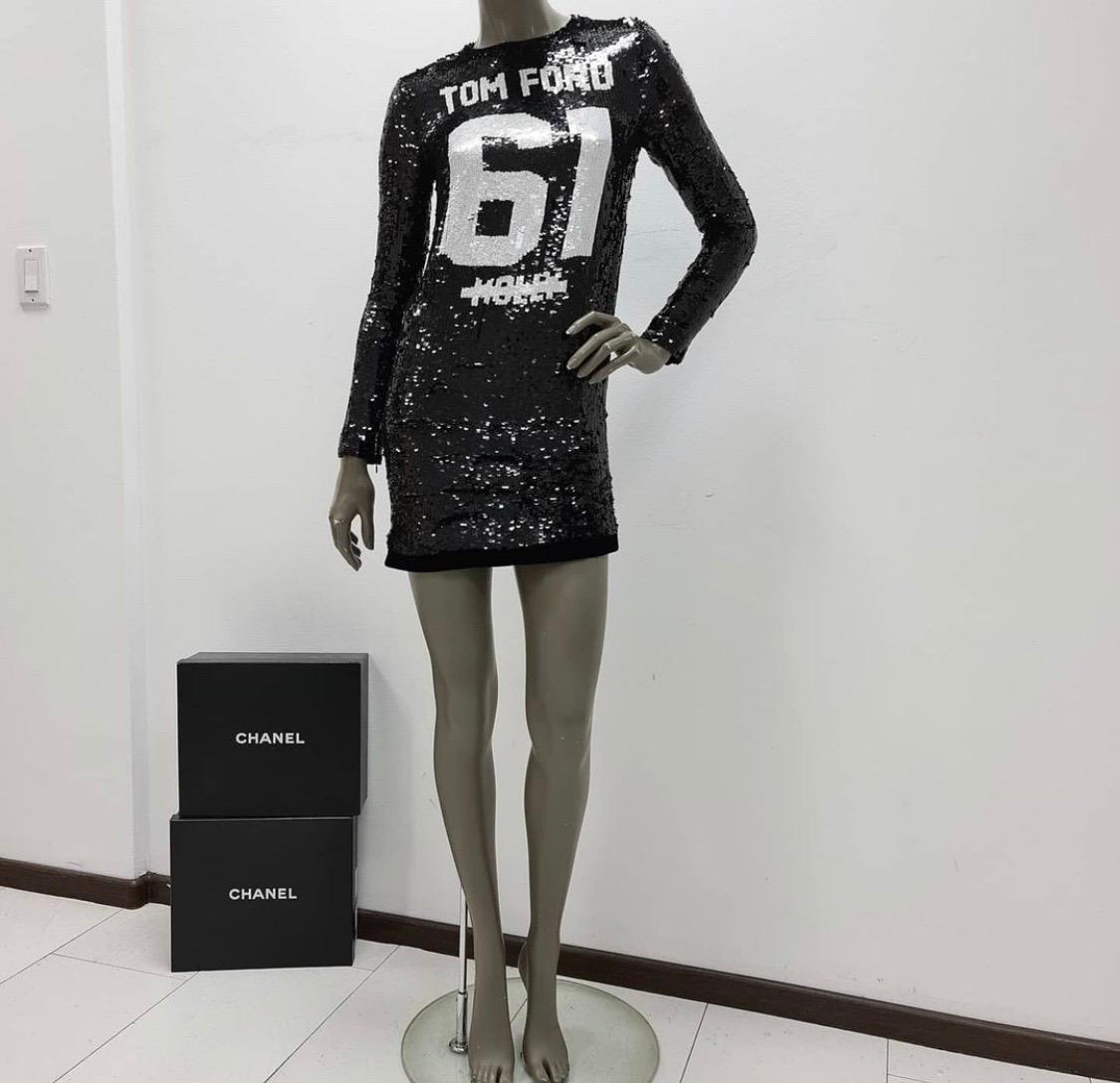 From the Fall/Winter 2014 Collection. 
Tom Ford sequin embellished dress, crew neck, long sleeves featuring zip accent at shoulders and concealed zip closure at side.
 As Seen on Beyonce.
Very good condition.
Sz. 38
For buyers from EU we can provide