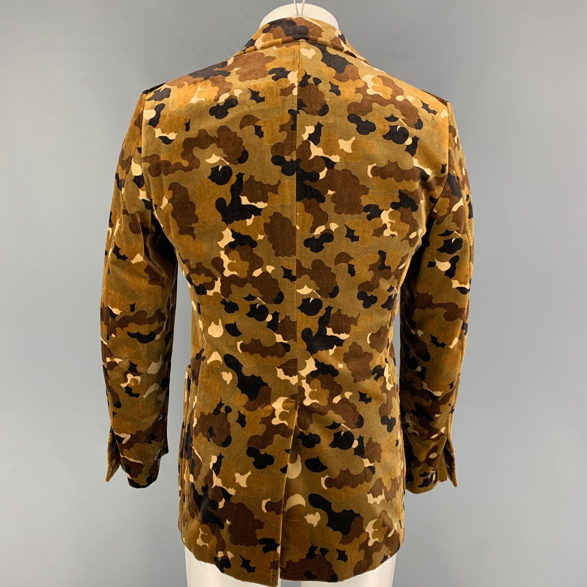 TOM FORD Size 38 Regular Brown Tan Camouflage Cotton Velvet Sport Coat In Good Condition For Sale In San Francisco, CA