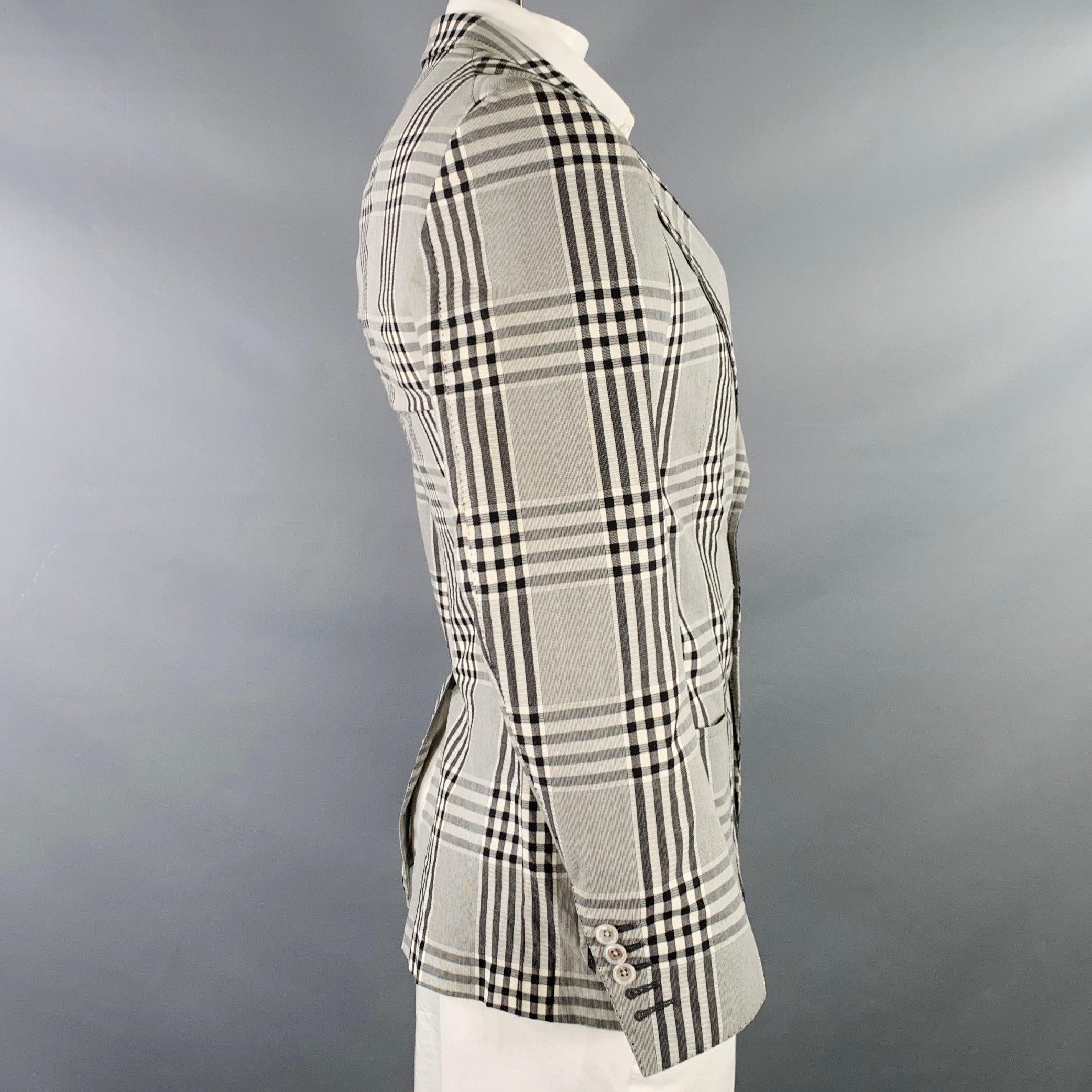 TOM FORD Size 40 Grey Black Plaid Cotton Peak Lapel Sport Coat In Excellent Condition For Sale In San Francisco, CA