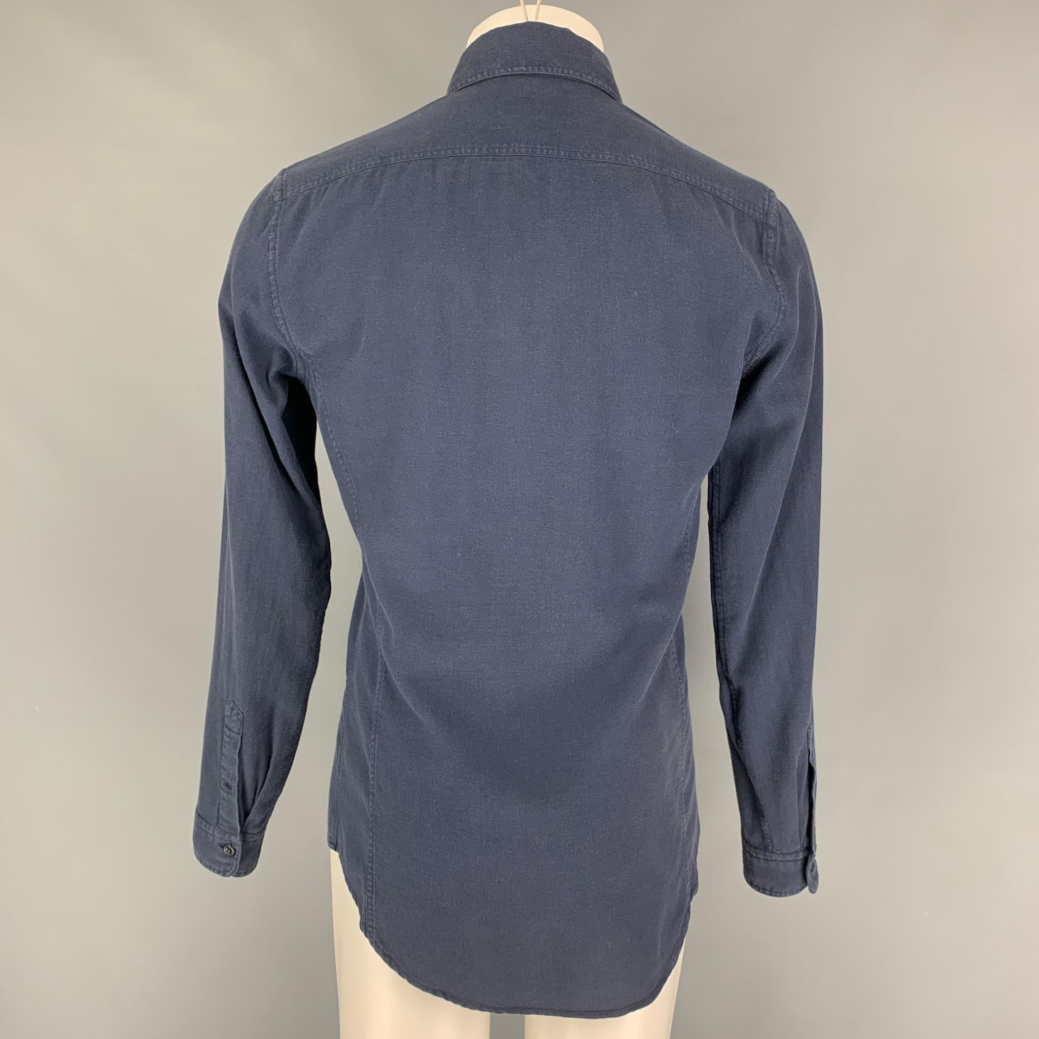 Gris TOM FORD Size M Navy Button Up Long Sleeve Shirt (Chemise à manches longues avec boutons)