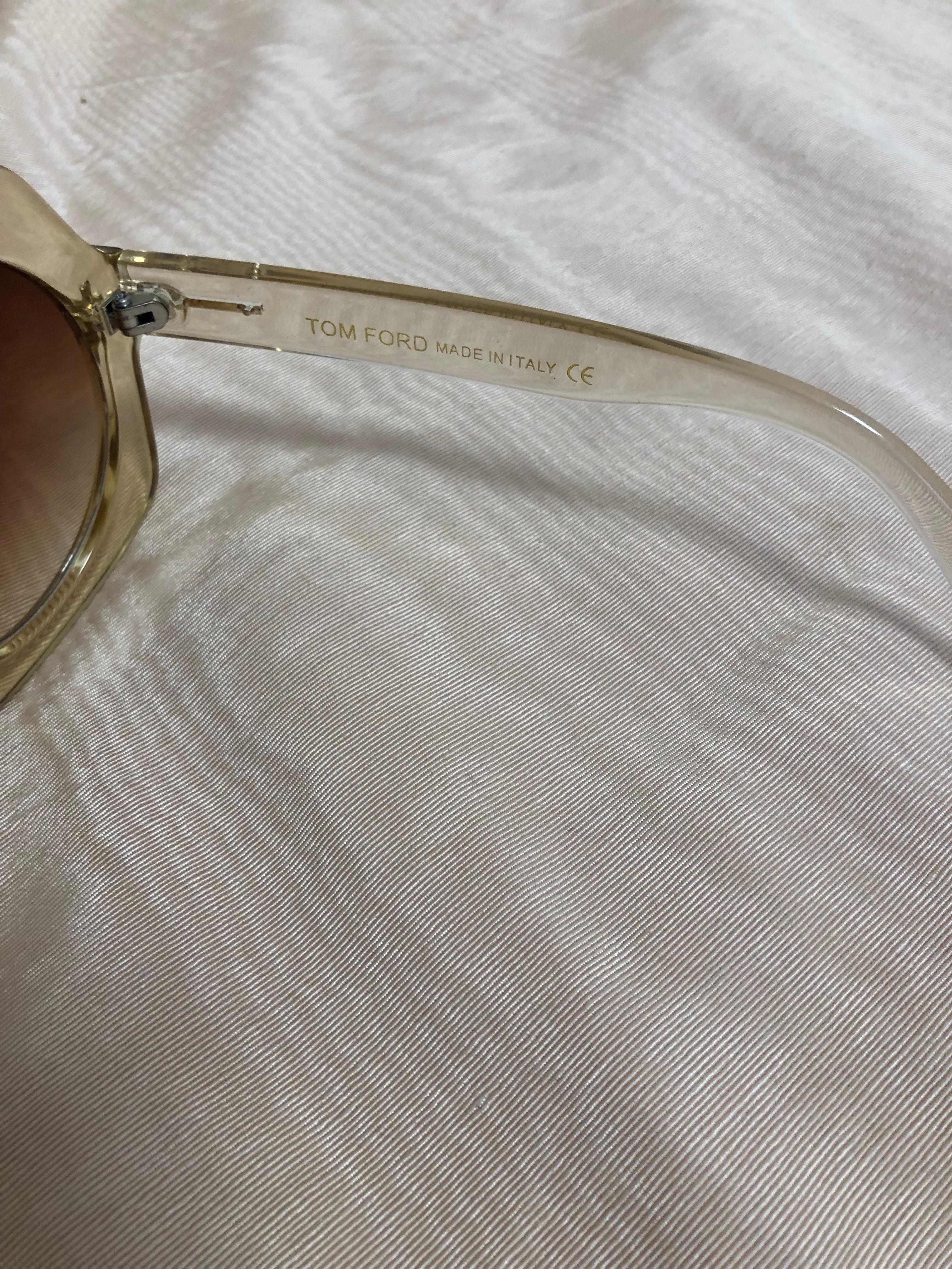Brown Tom Ford Sofia Sunglasses FT 0535 in Pale Gold Tone Never Worn w/Case and Box