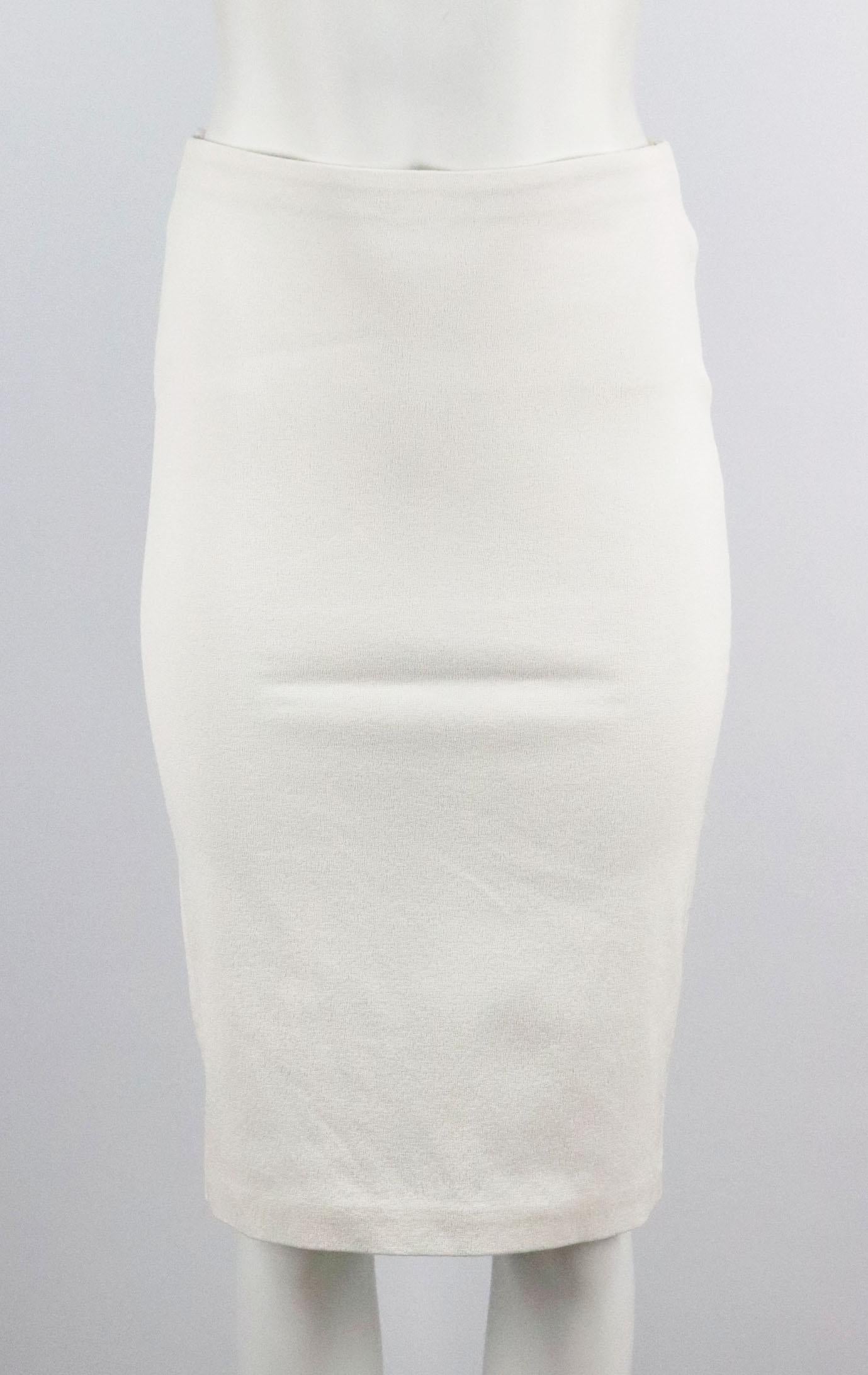This pencil skirt by Tom Ford is cut from textured stretch viscose-blend with wrap effect at the back to let skirt hug your figure while you walk.
Ivory viscose-blend.
Pulls on.
57% Viscose, 41% cotton, 2% elastodiene; lining: 96% silk, 4%