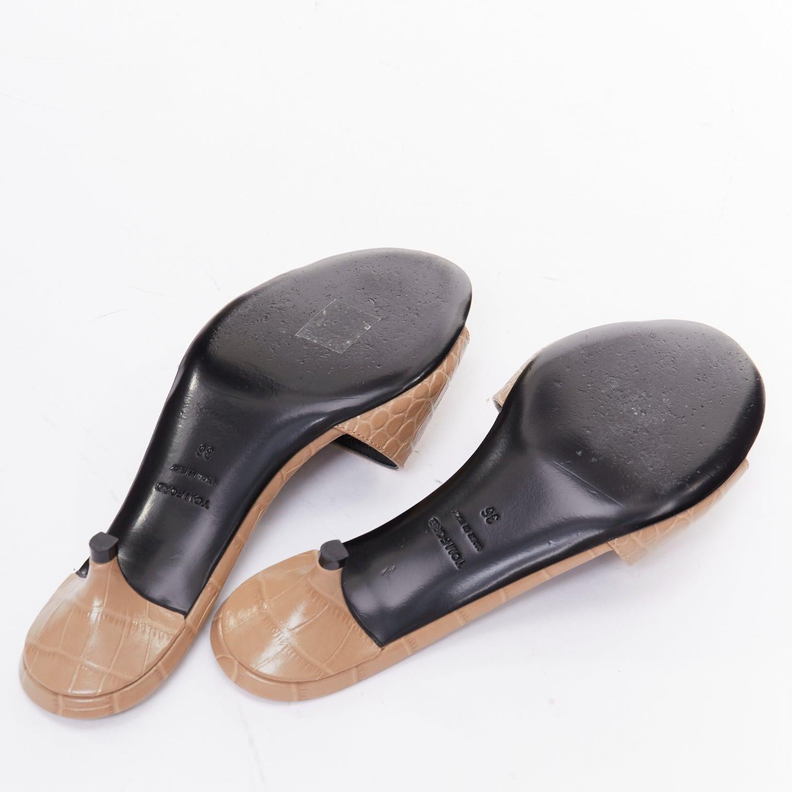 TOM FORD taupe rcoc gepr?gtes Kalbsleder gold TF Logo Kitten Heel Sandale EU36 im Angebot 6