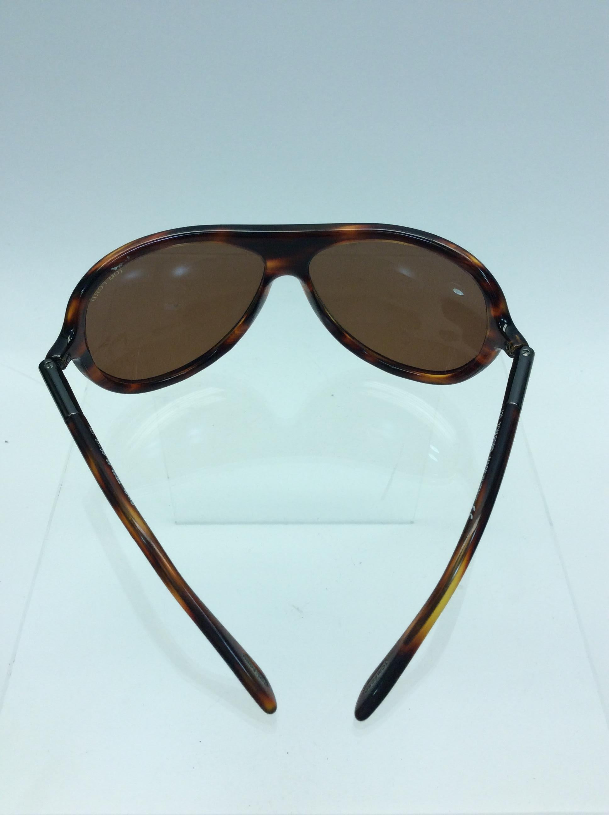 Tom Ford Tortoise Sunglasses In Good Condition For Sale In Narberth, PA