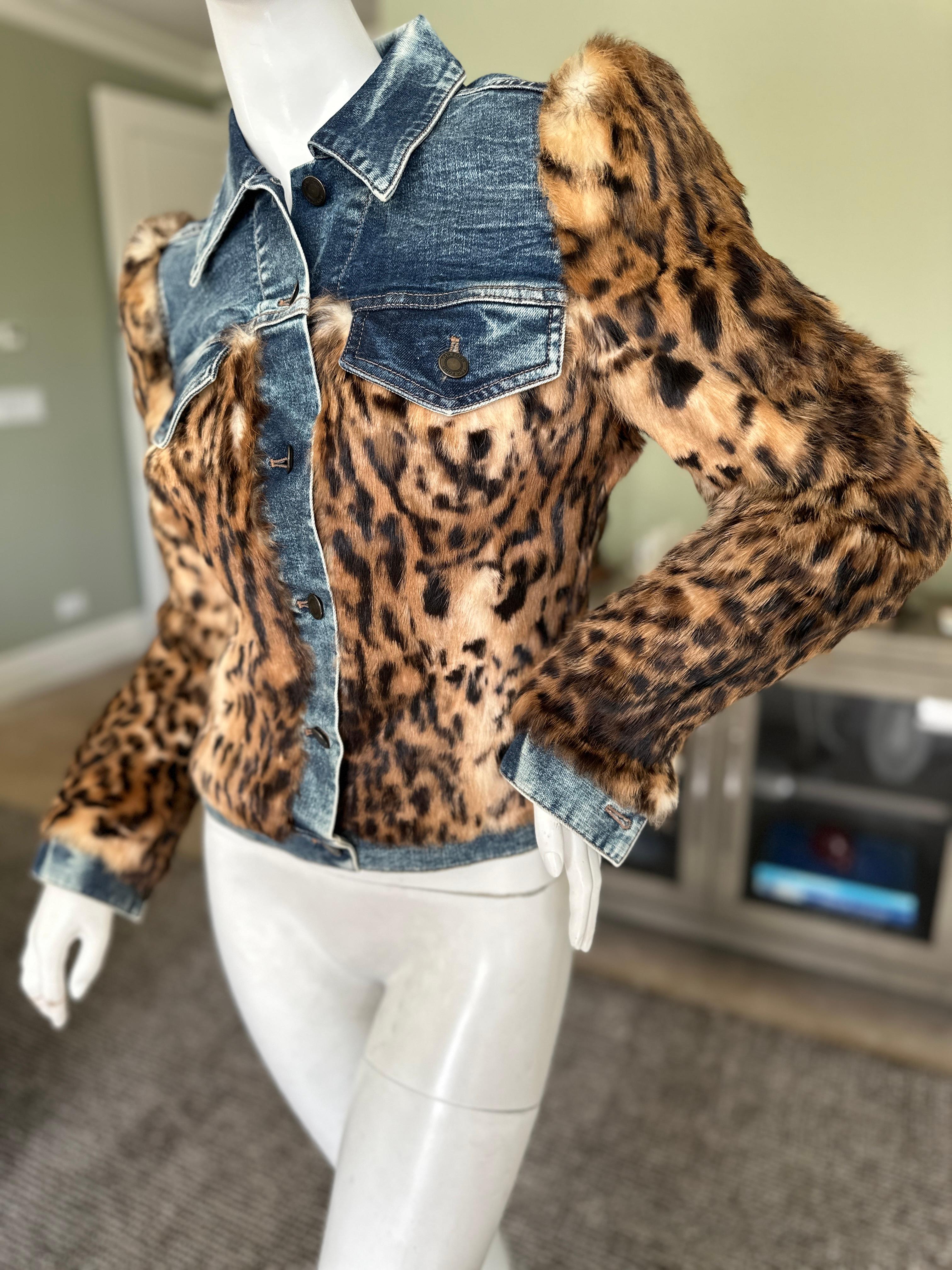 Tom Ford Vintage Bold Shoulder Blue Jean Denim Jacket w Leopard Print Lapin Fur  For Sale 3