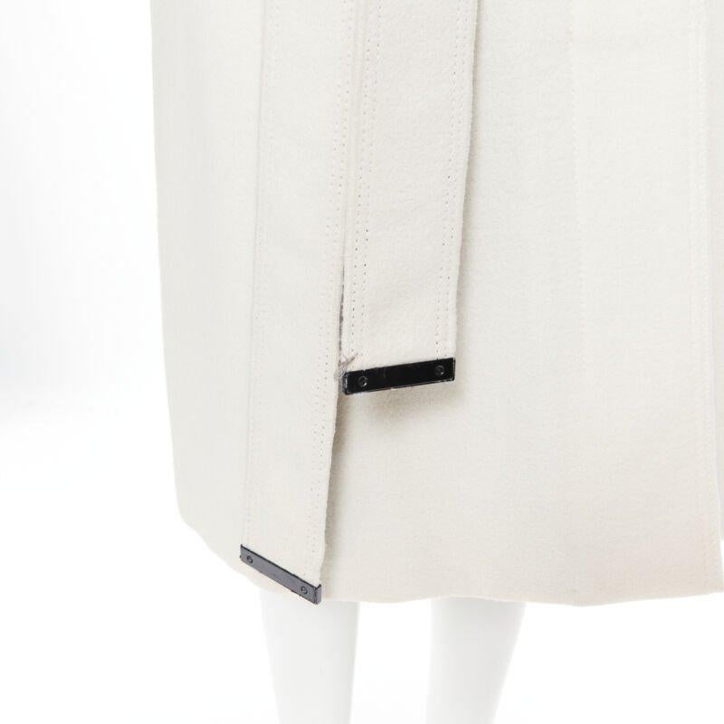 TOM FORD white wool crepe black fox fur collar quilted belted robe coat IT40 S For Sale 5