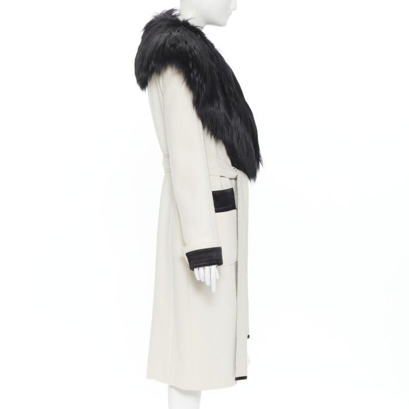 Women's TOM FORD white wool crepe black fox fur collar quilted belted robe coat IT40 S For Sale