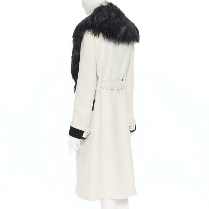 TOM FORD white wool crepe black fox fur collar quilted belted robe coat IT40 S For Sale 2
