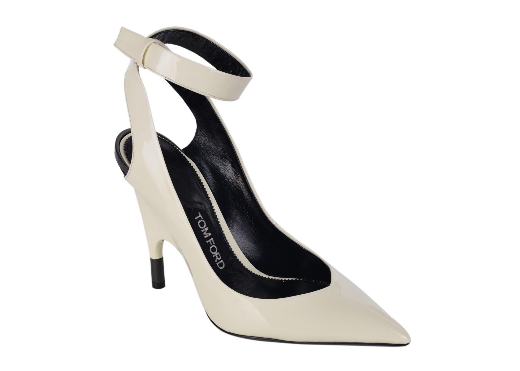 Tom Ford Womens White Patent Leather Ankle Covered Heel Pumps IT38.5/US8.5 im Zustand „Neu“ im Angebot in Brooklyn, NY