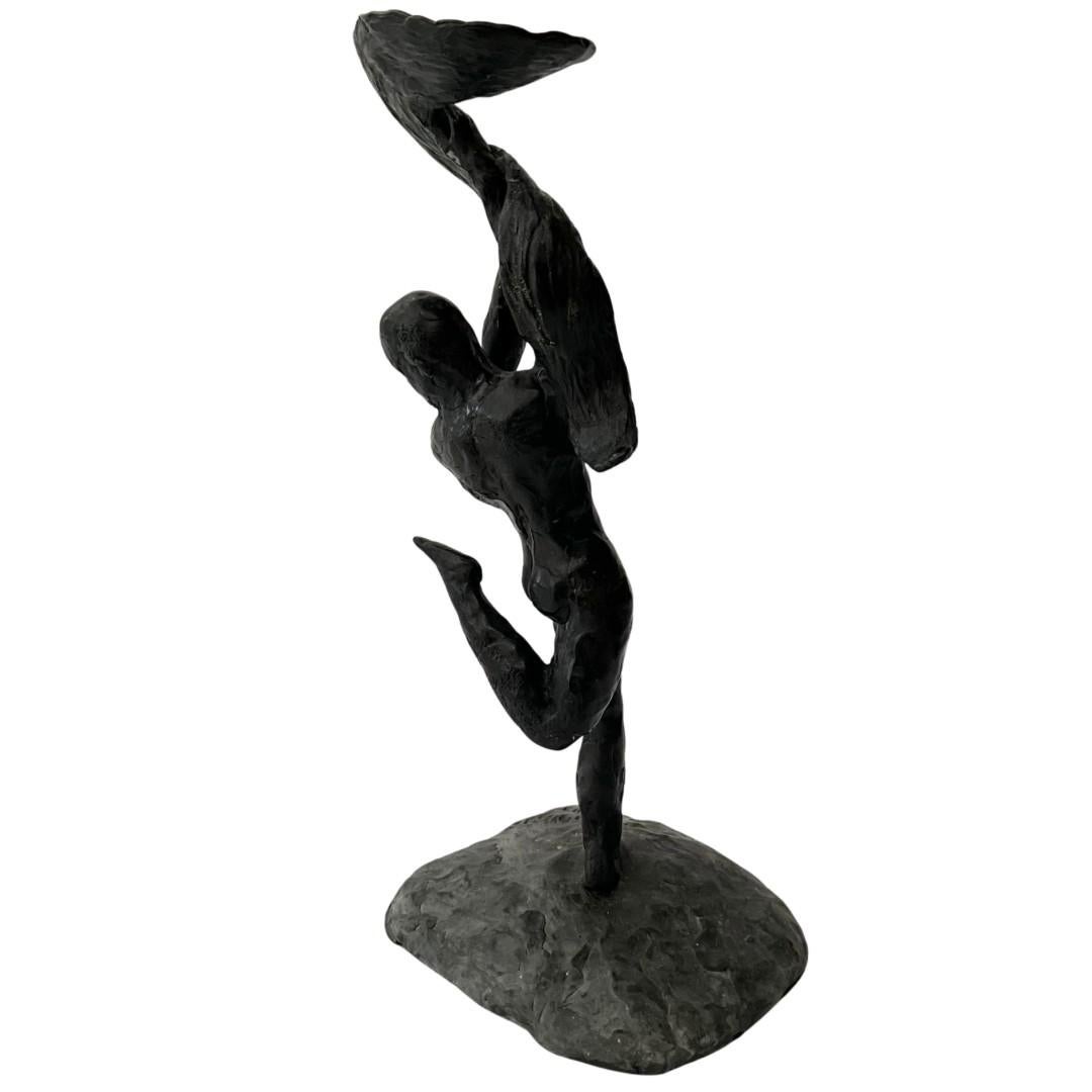Tom Greene (famoso diseñador de luminarias) Escultura original hecha a mano

2015 Arcilla especializada sobre base de madera

Firmado a mano