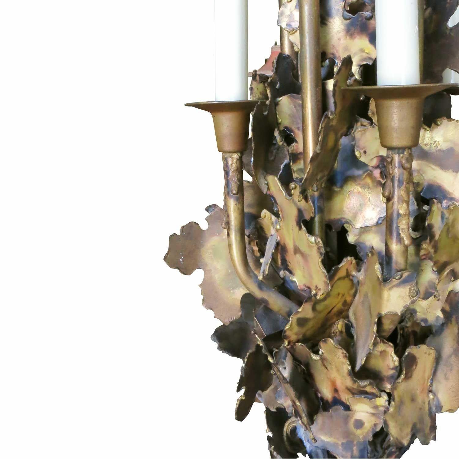 Tom Greene Style Brutalist Torch-Cut Brass Torchiere Floor Lamp In Excellent Condition For Sale In Van Nuys, CA