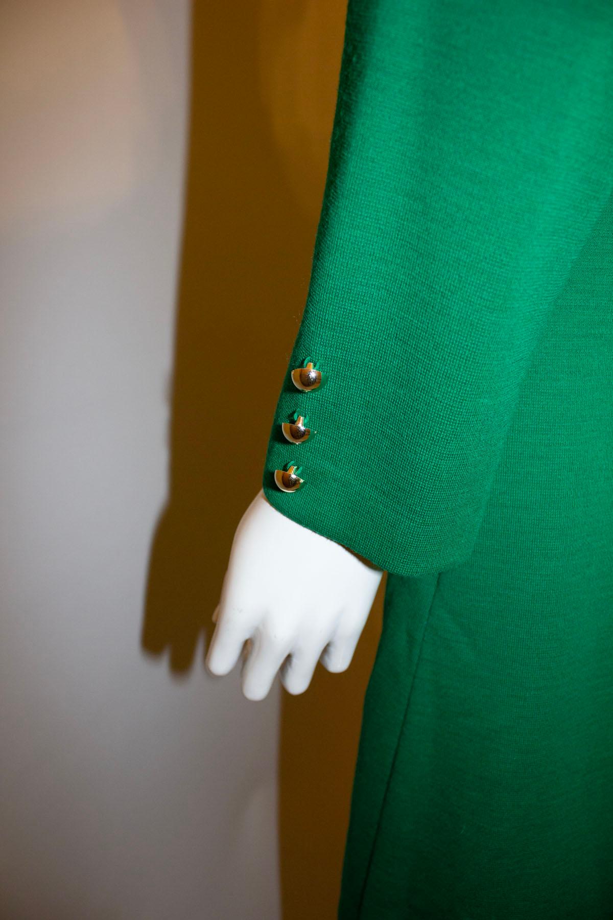 Tom Jones of Mayfair Vintage Green Jersey Dress For Sale 3
