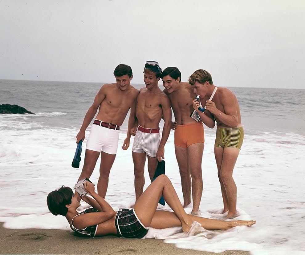 Tom Kelley
Beach Kids
c. 1960's
C print
22 x 28 inches
Edition of 45
Photographs are printed on Archival Hahnemühle paper (luster)
estate signed and numbered in the border

Caption: Woman Lying in Bed Portrait

Tom Kelley’s interesting career spans