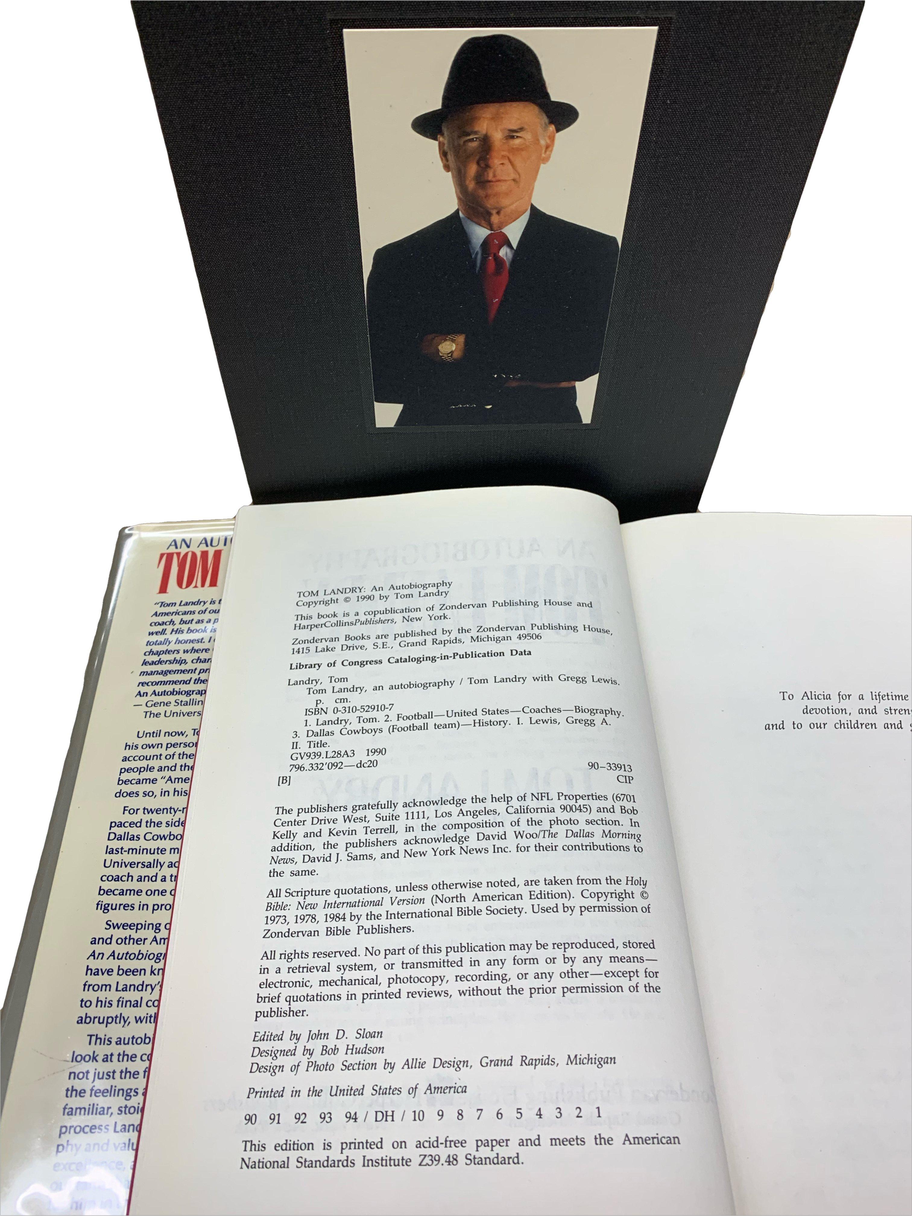 Tom Landry An Autobiography, Signed and Inscribed by Tom Landry, 1st Ed., 1990 In Good Condition In Colorado Springs, CO