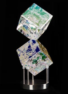 Sculpture Dichroïque en verre, cristal, optice, taillée en double cube de 10,16 cm, polie