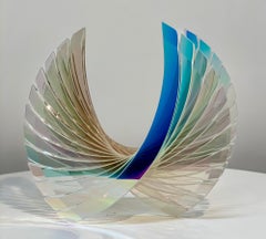 Sculpture en verre abstraite Dichroic « Baby Wings in Starfire »