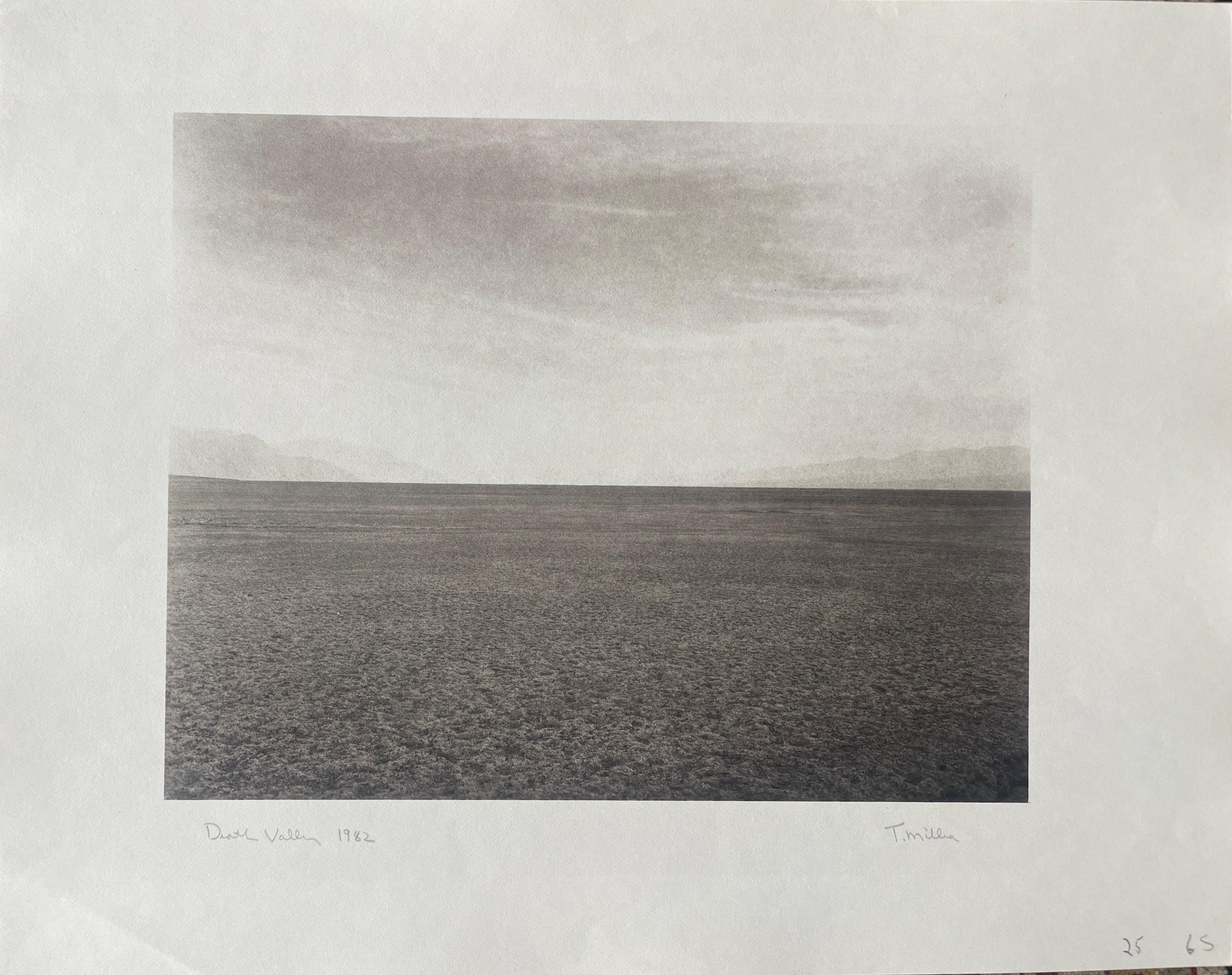 Vallée de la Mort, Montagnes - Photograph de Tom Millea
