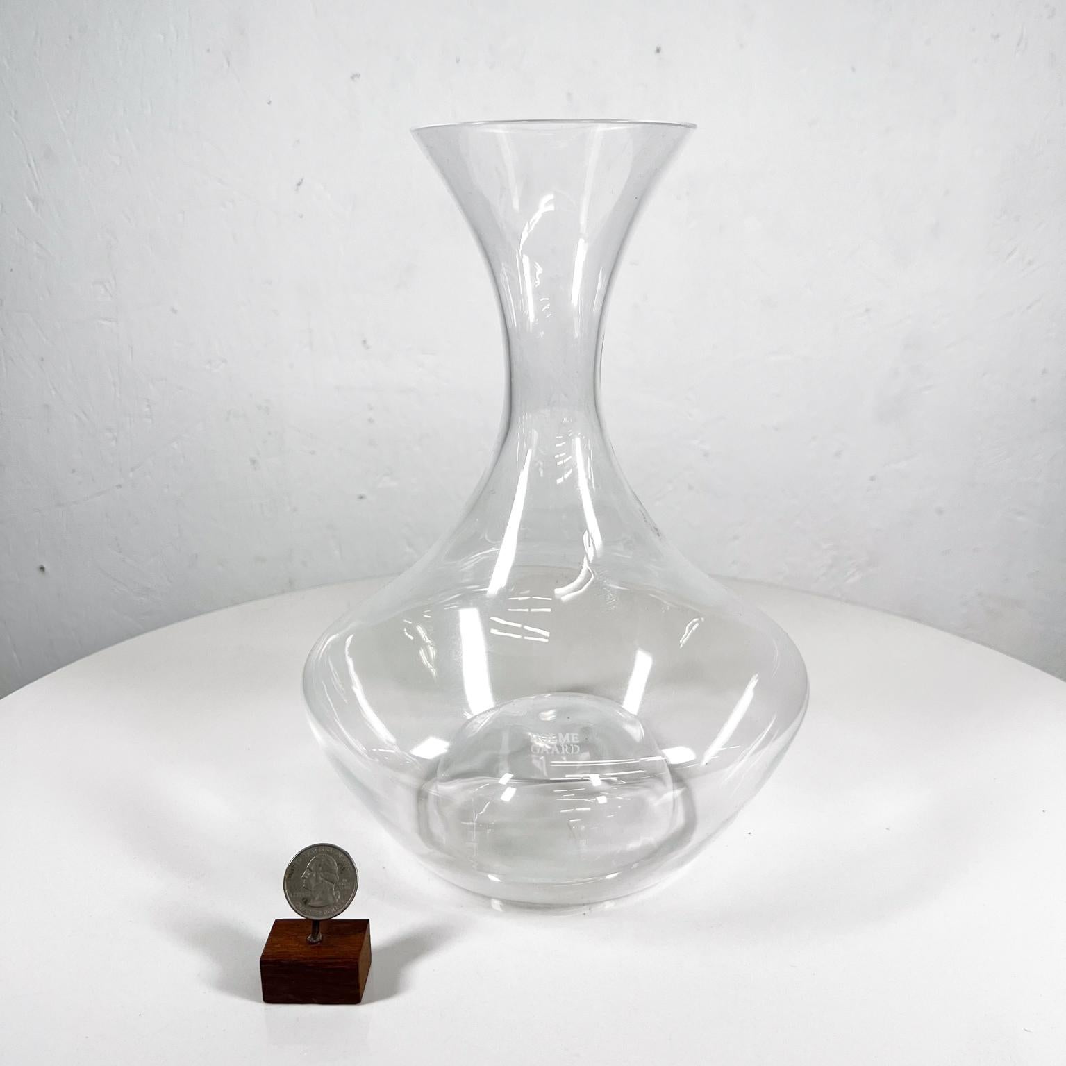 Perfection Wine Carafe Glass Decanter
8 diameter x 10.75 H.
By Tom Nybroe for Holmegaard
Signed
Preowned condition
See images provided.