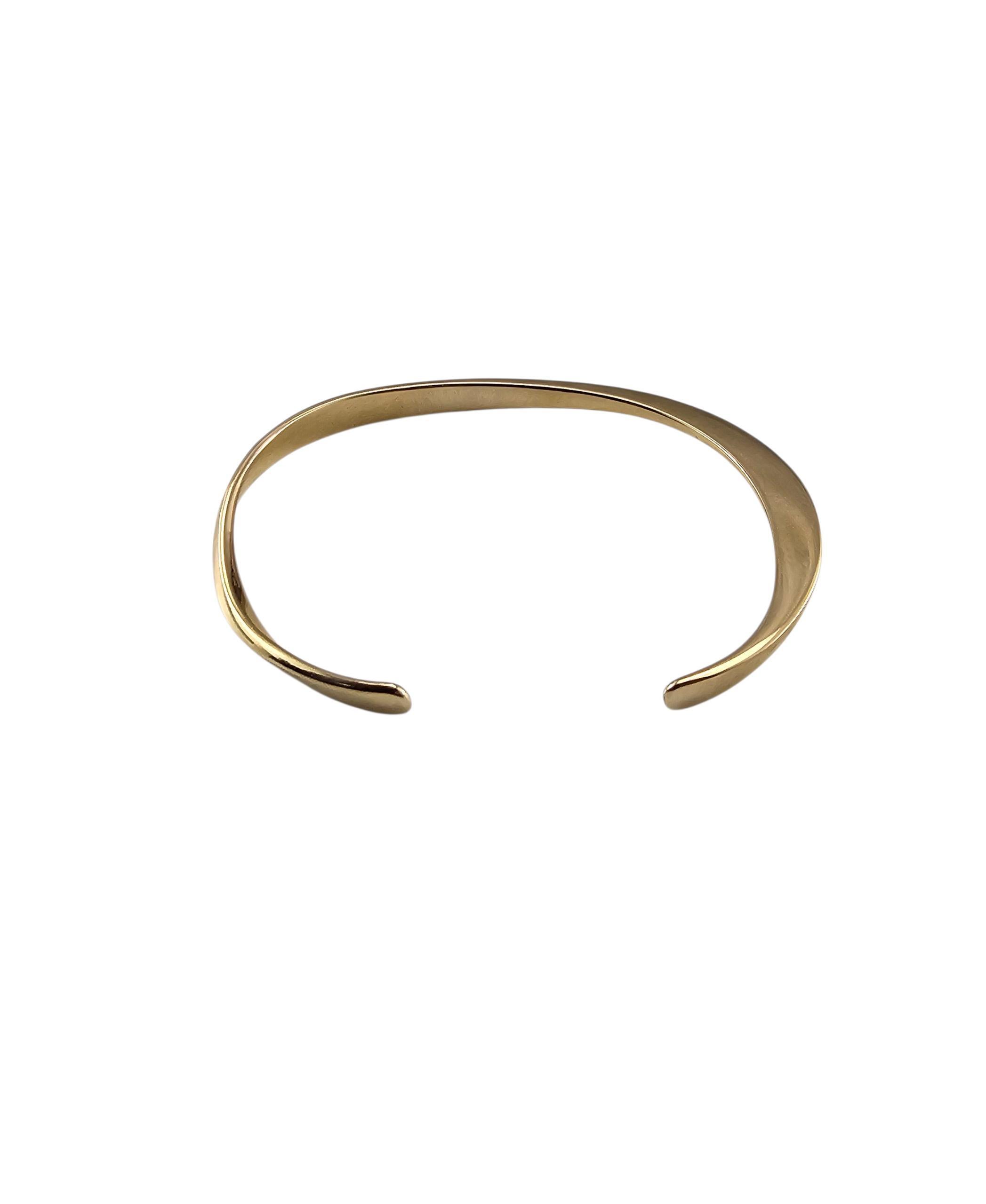 Bracelet manchette en or jaune 14K de Tom Odel #23716 Pour femmes en vente